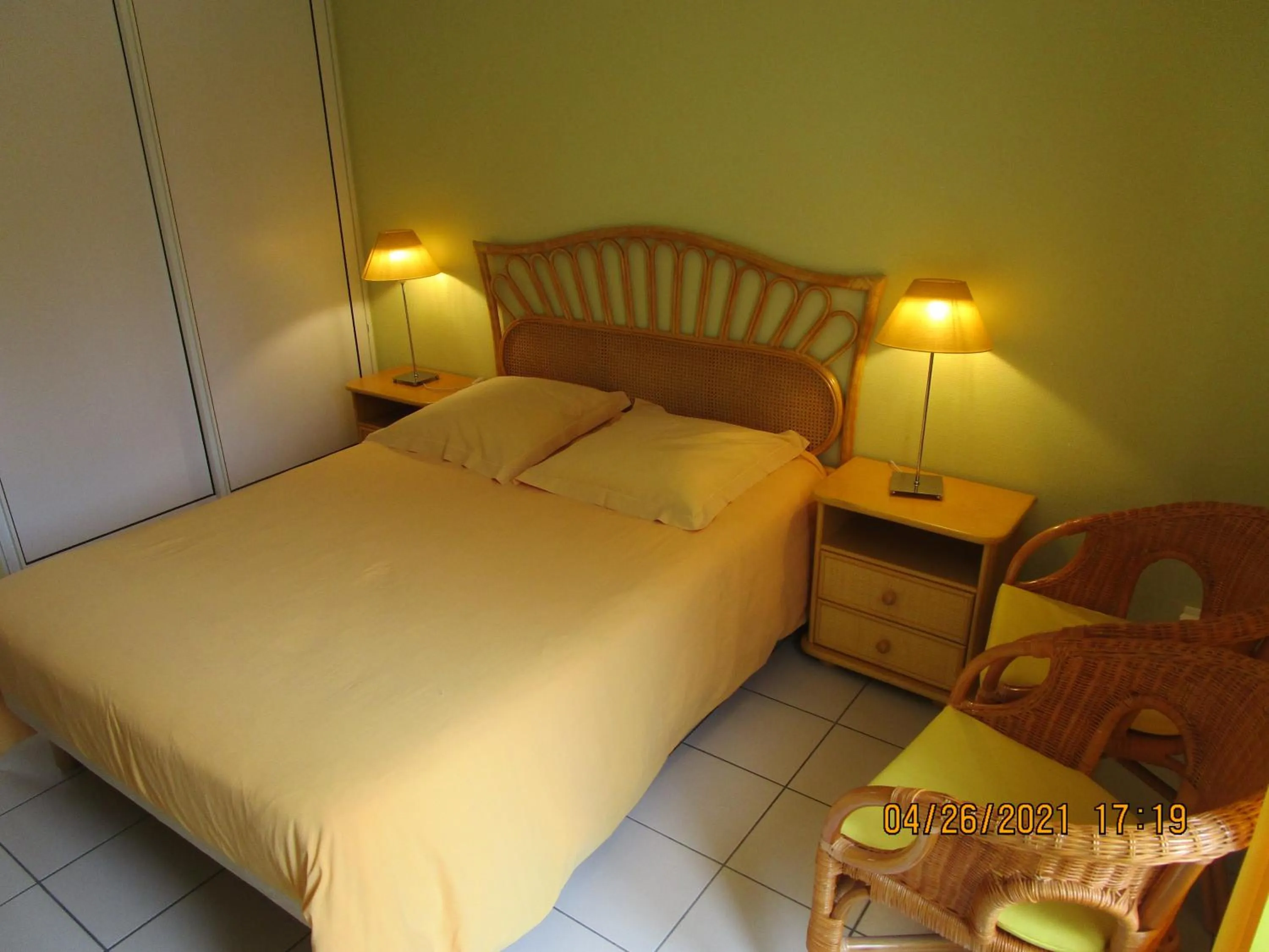 Bed in Locatlantique