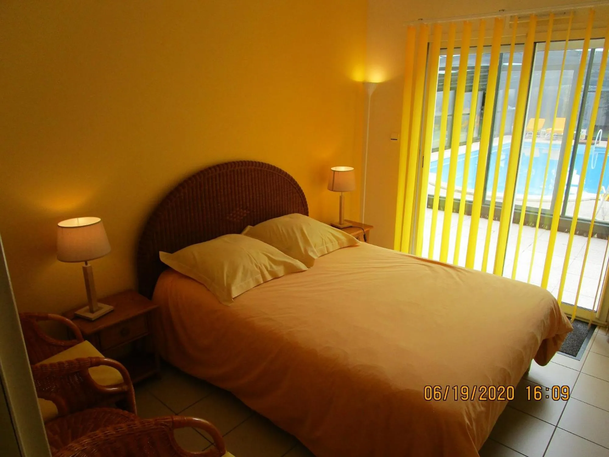 Bed in Locatlantique