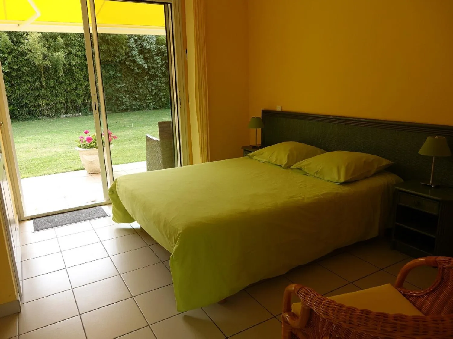 Bed in Locatlantique