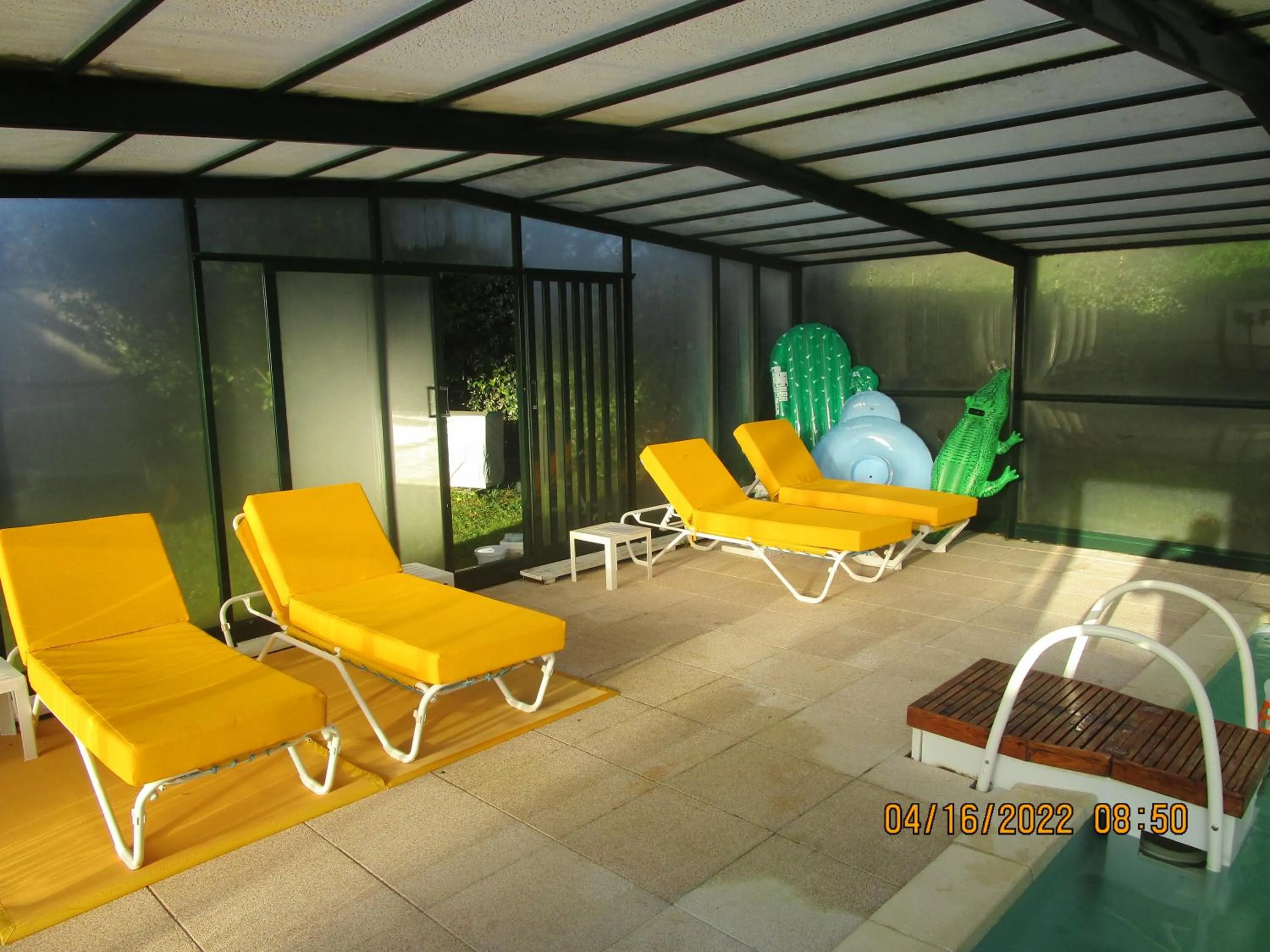 Pool view in Locatlantique