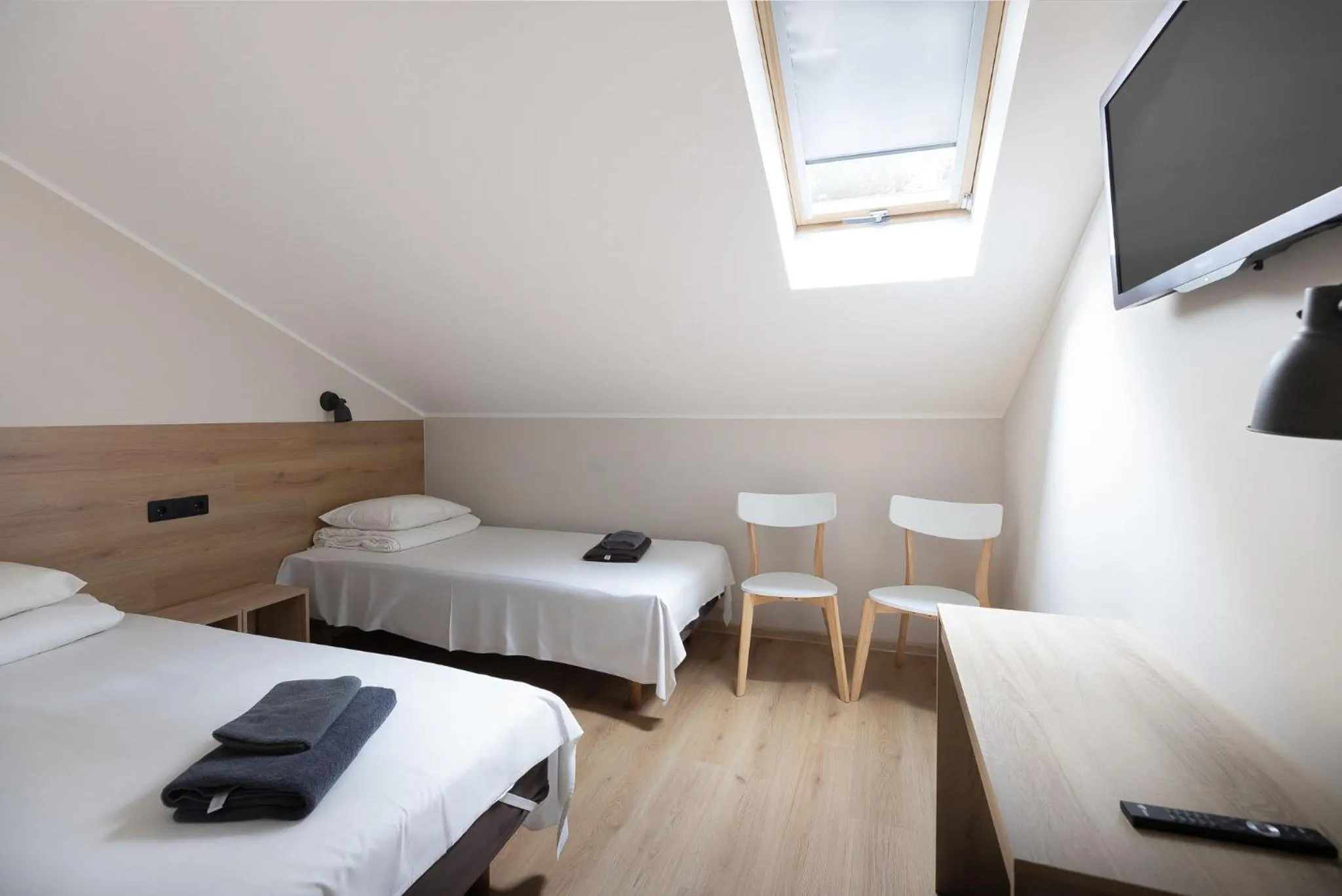 Economy Twin Room in Peoleo Hotell