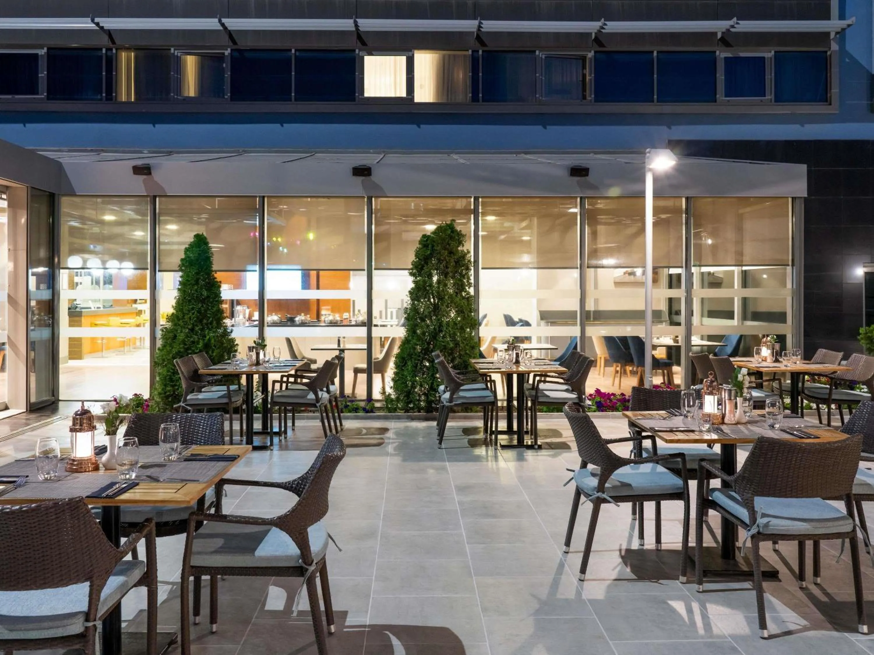Restaurant/places to eat in Novotel Kayseri