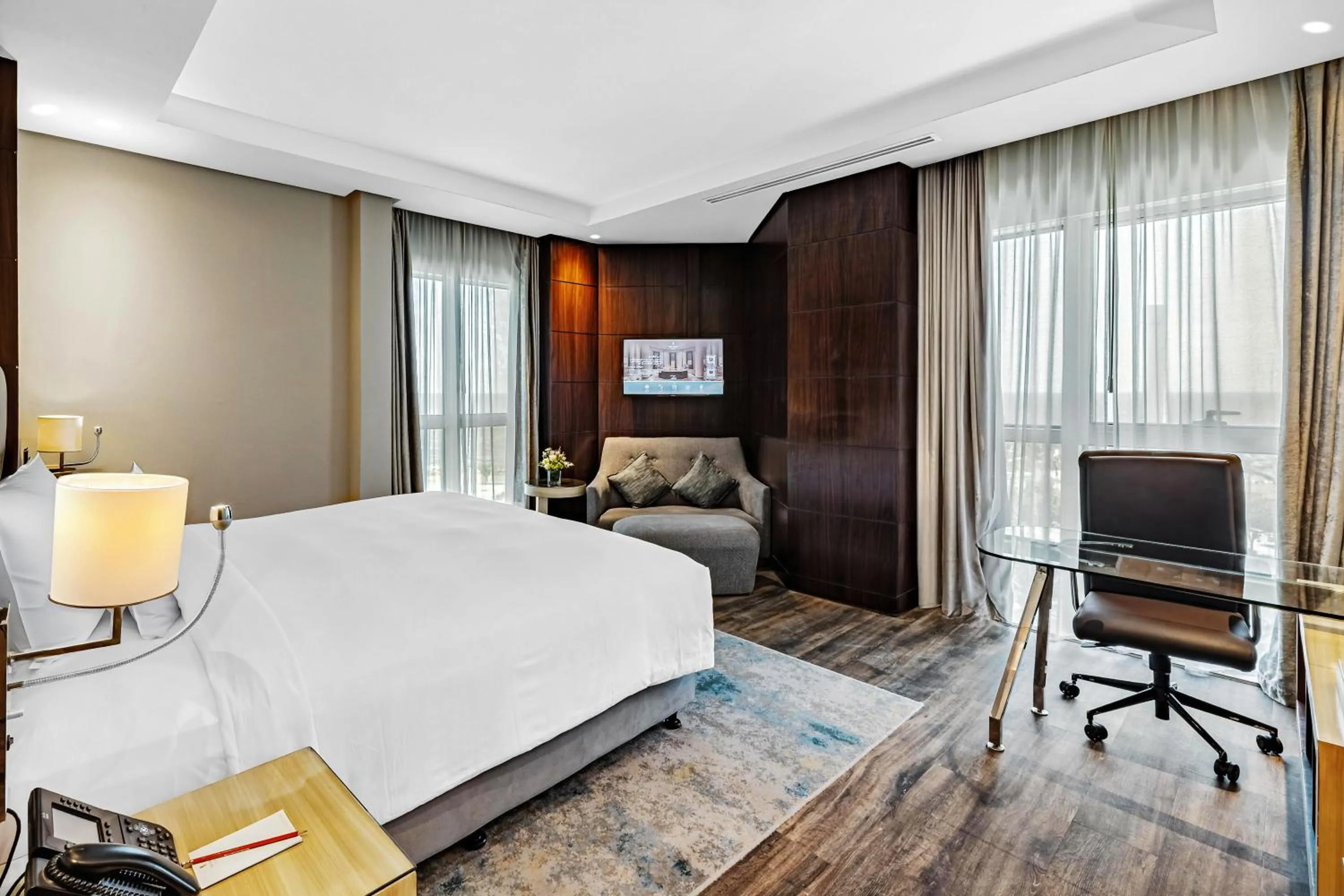 Photo of the whole room, Bed in The Venue Jeddah Corniche