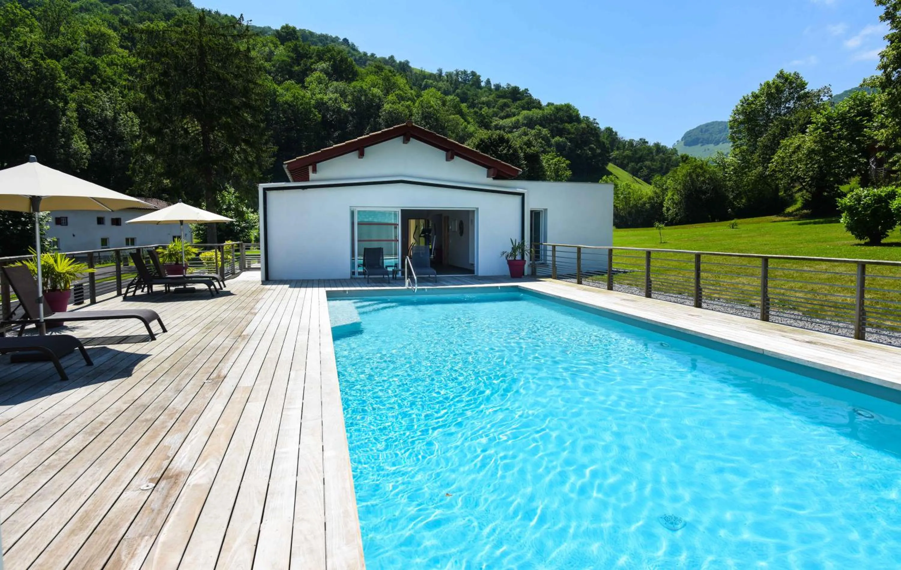 Logis Hôtel Andreinia & Cabanes