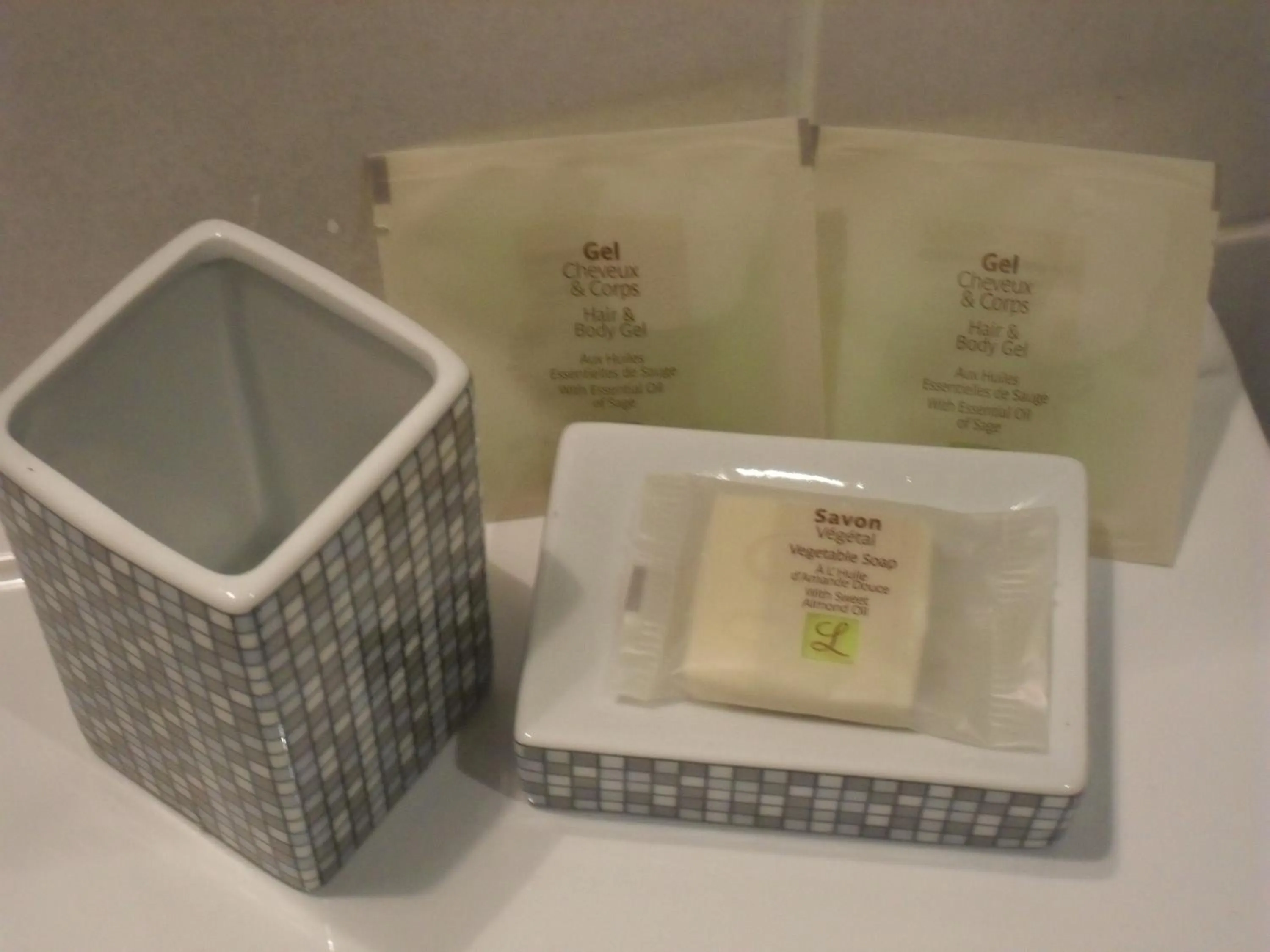 Bathroom in Logis Hôtel Andreinia & Cabanes