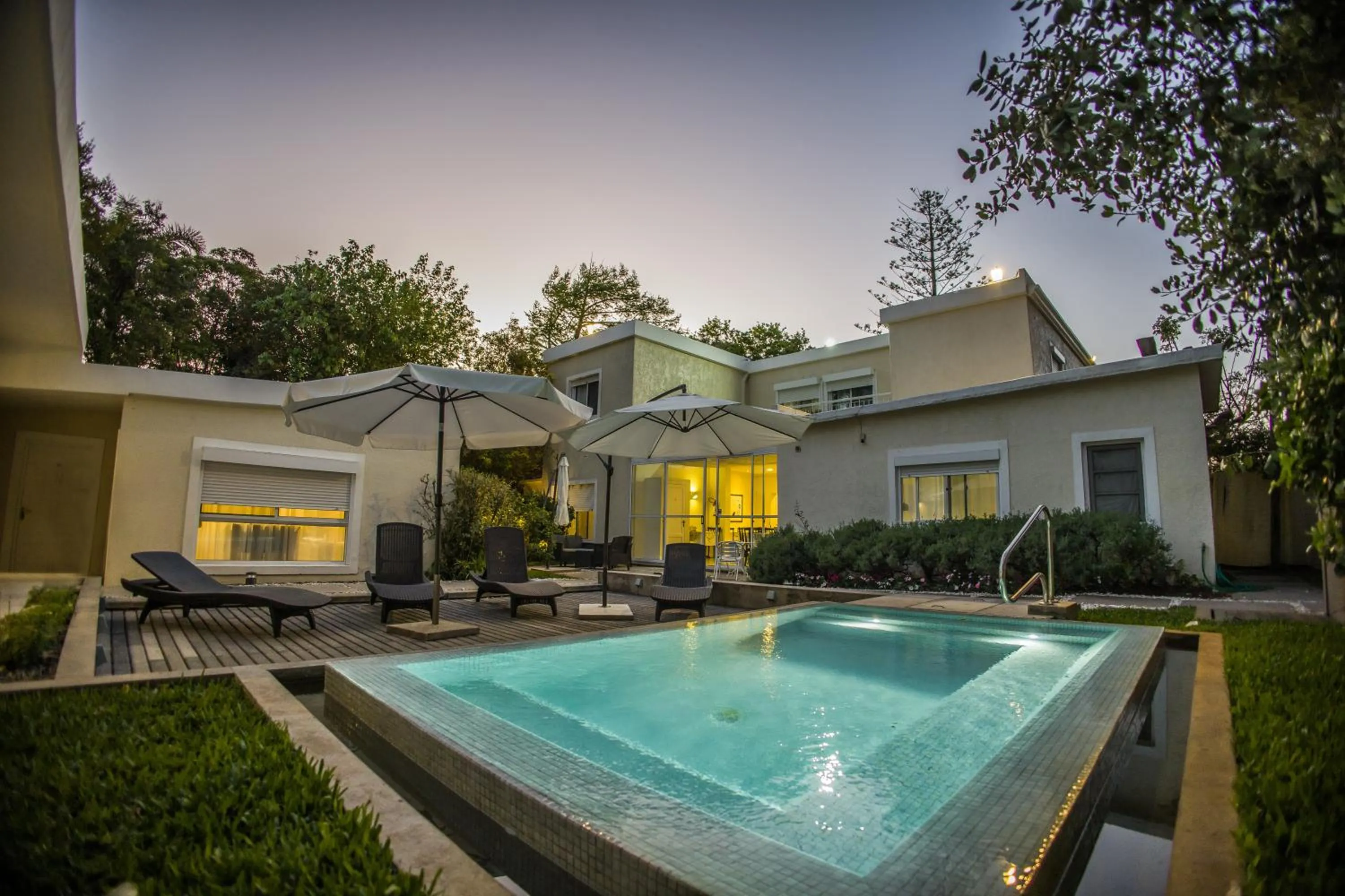 Swimming pool in Joan Miró Hotel
