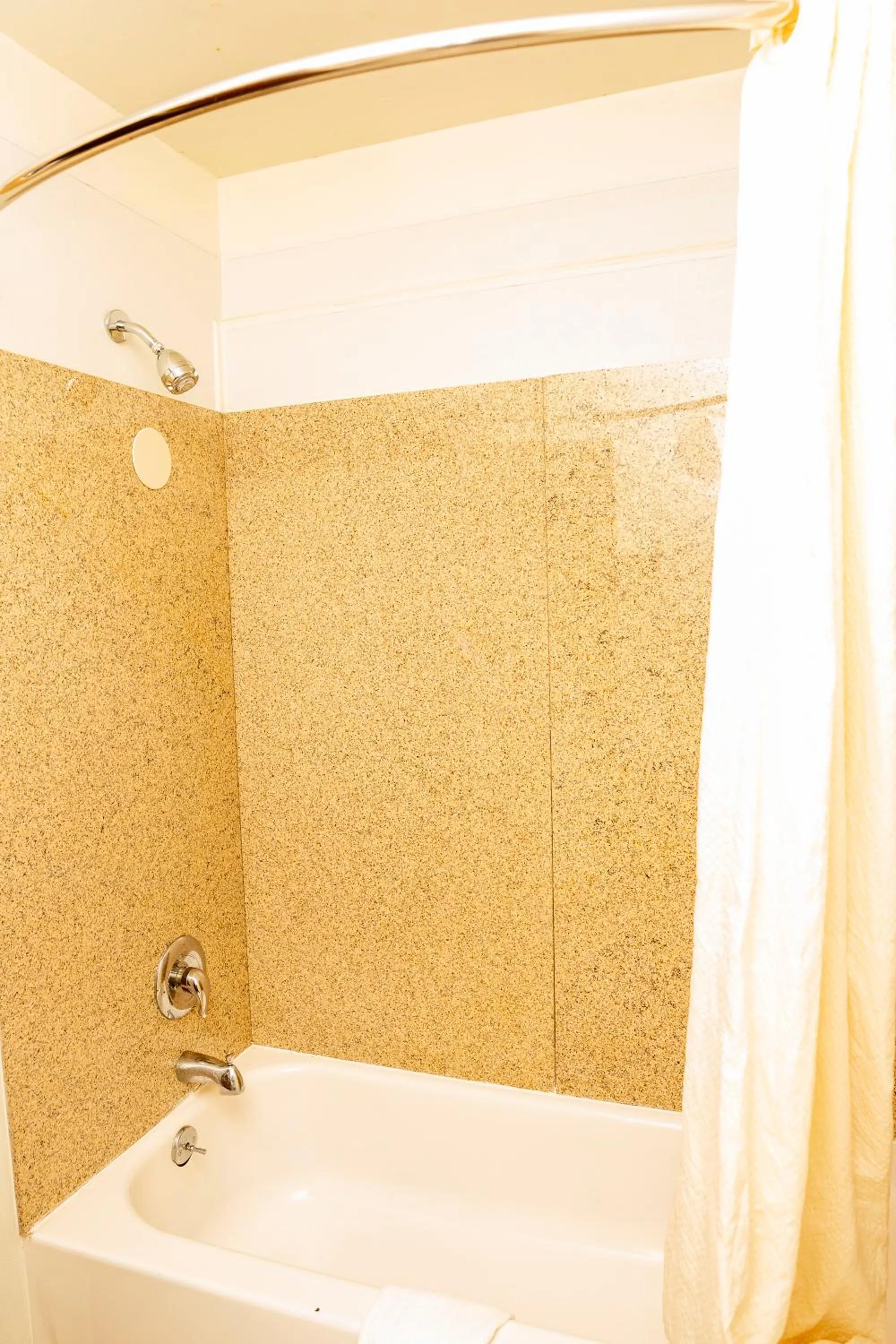 Bathroom in Auto Inn Motel & RV Park