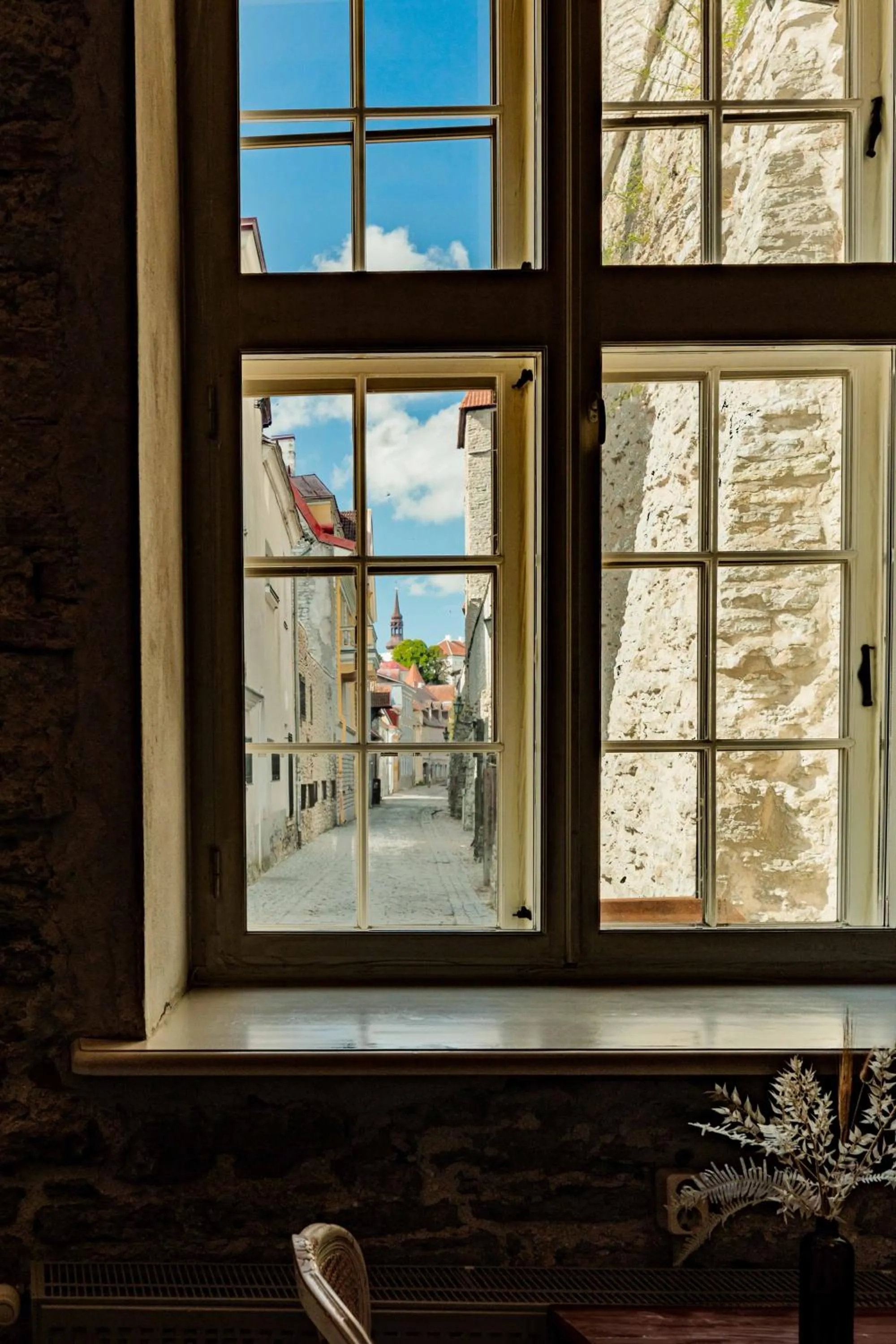 Day in Rija Old Town Hotel