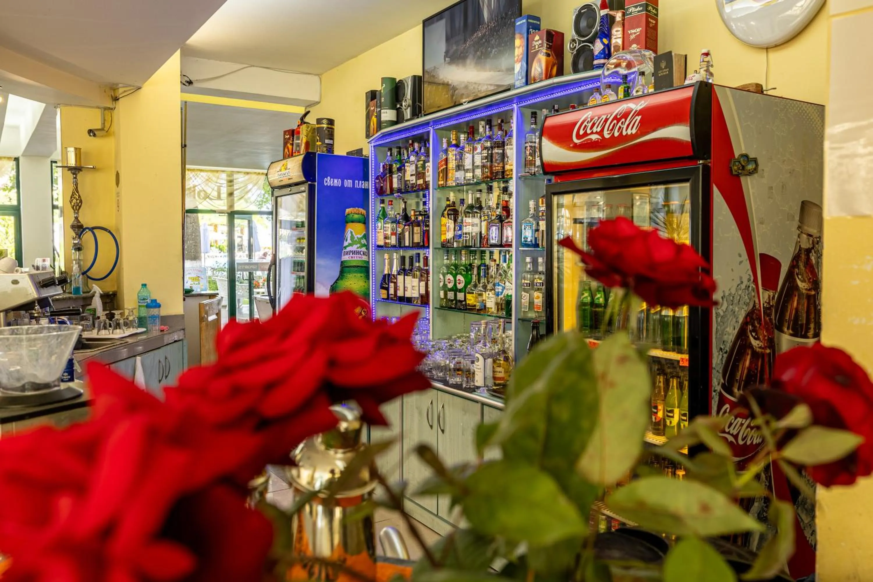 Lounge or bar in Hotel Slavyanski