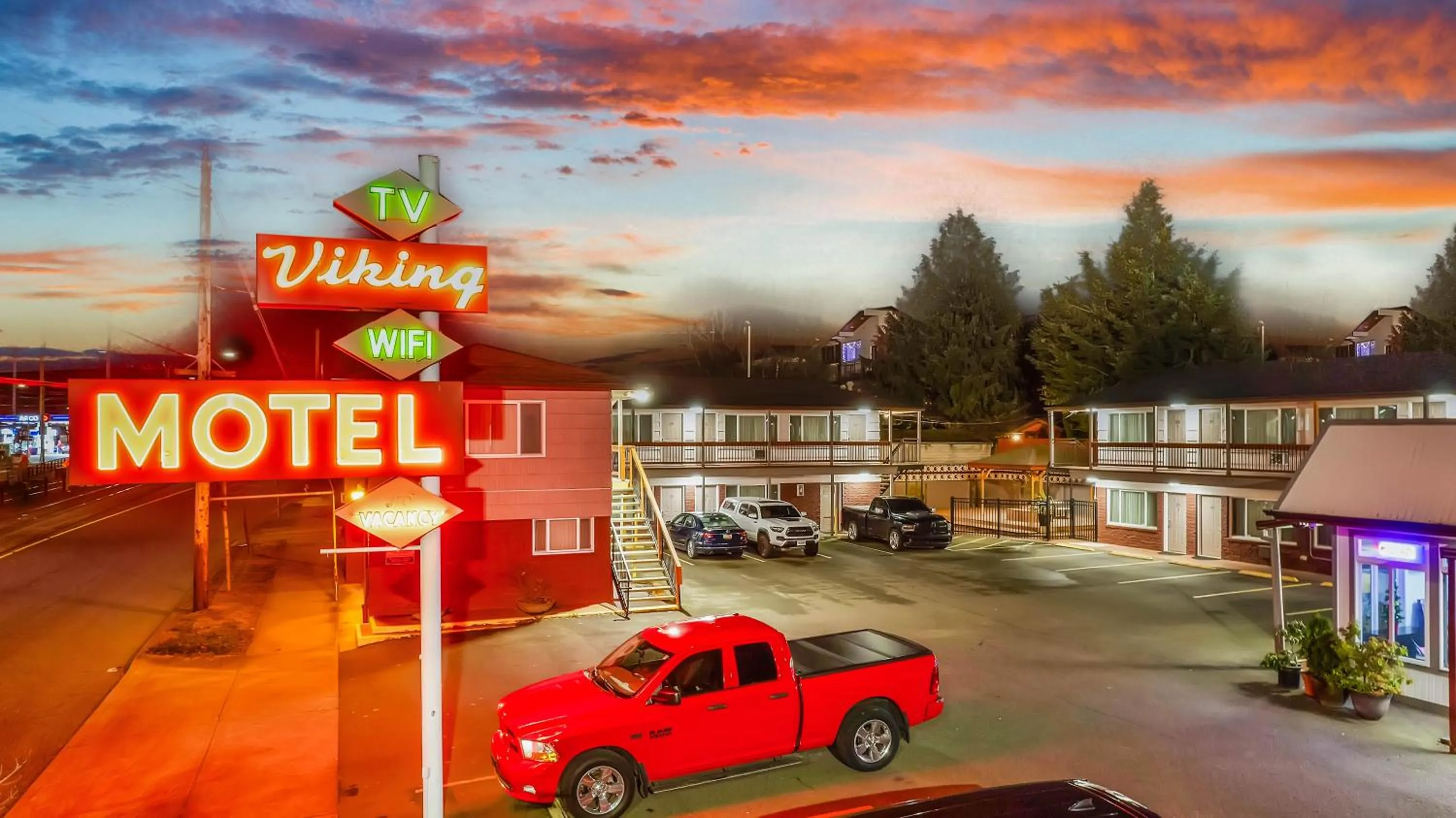 Property building in Viking Motel