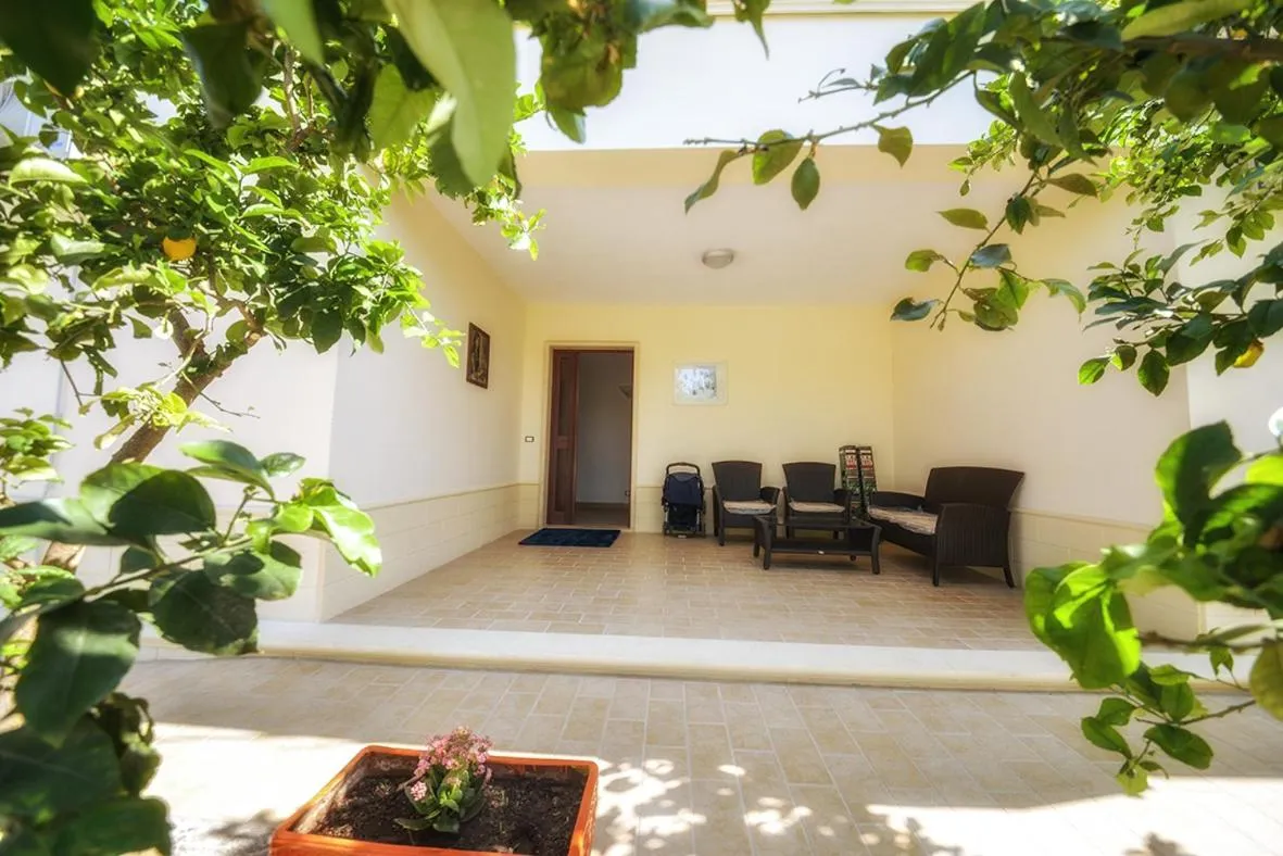 Patio in Hotel Incontro