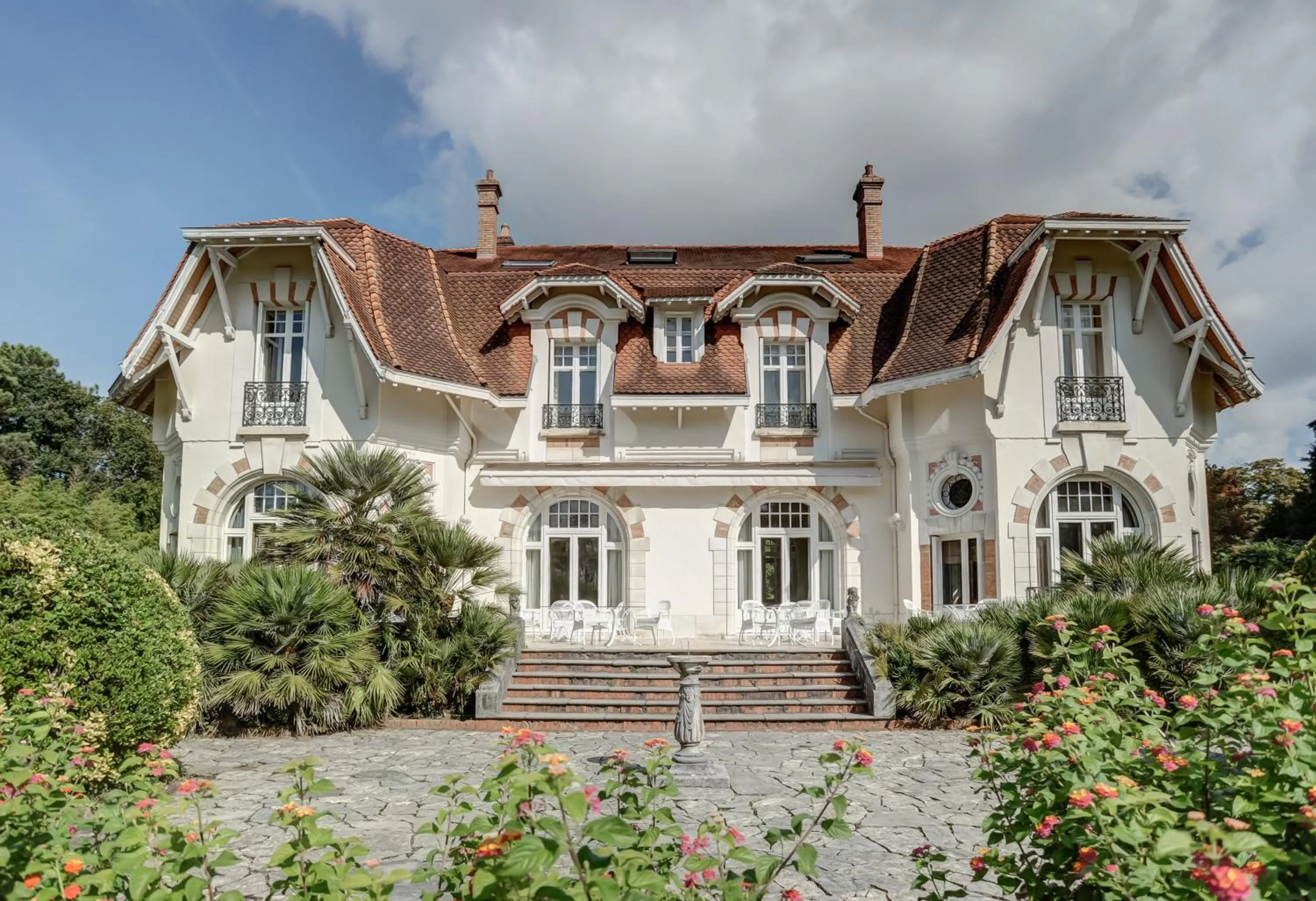 Property building in Château du Clair de Lune - Boutique Luxury Hotel