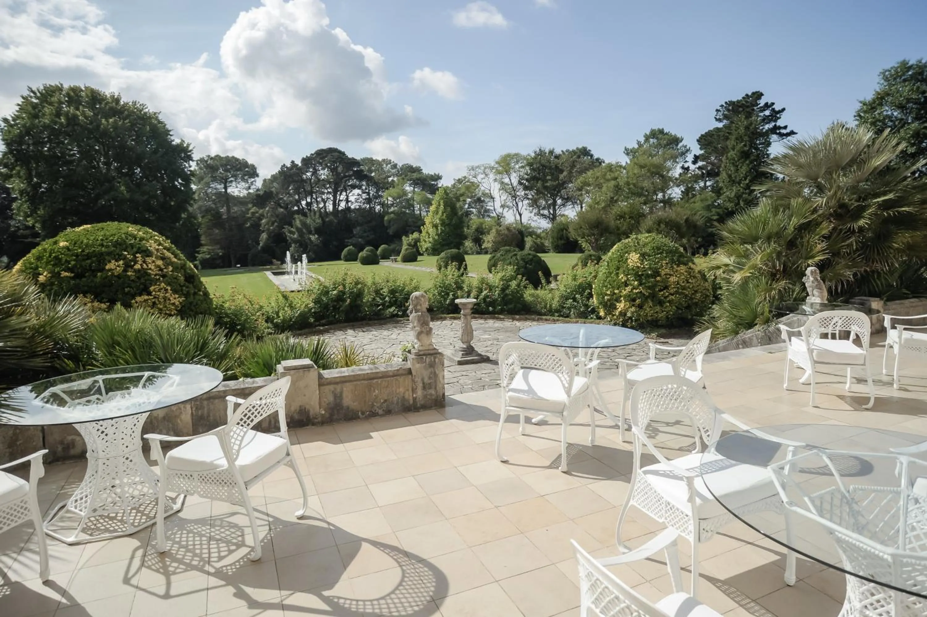 Balcony/Terrace in Château du Clair de Lune - Boutique Luxury Hotel