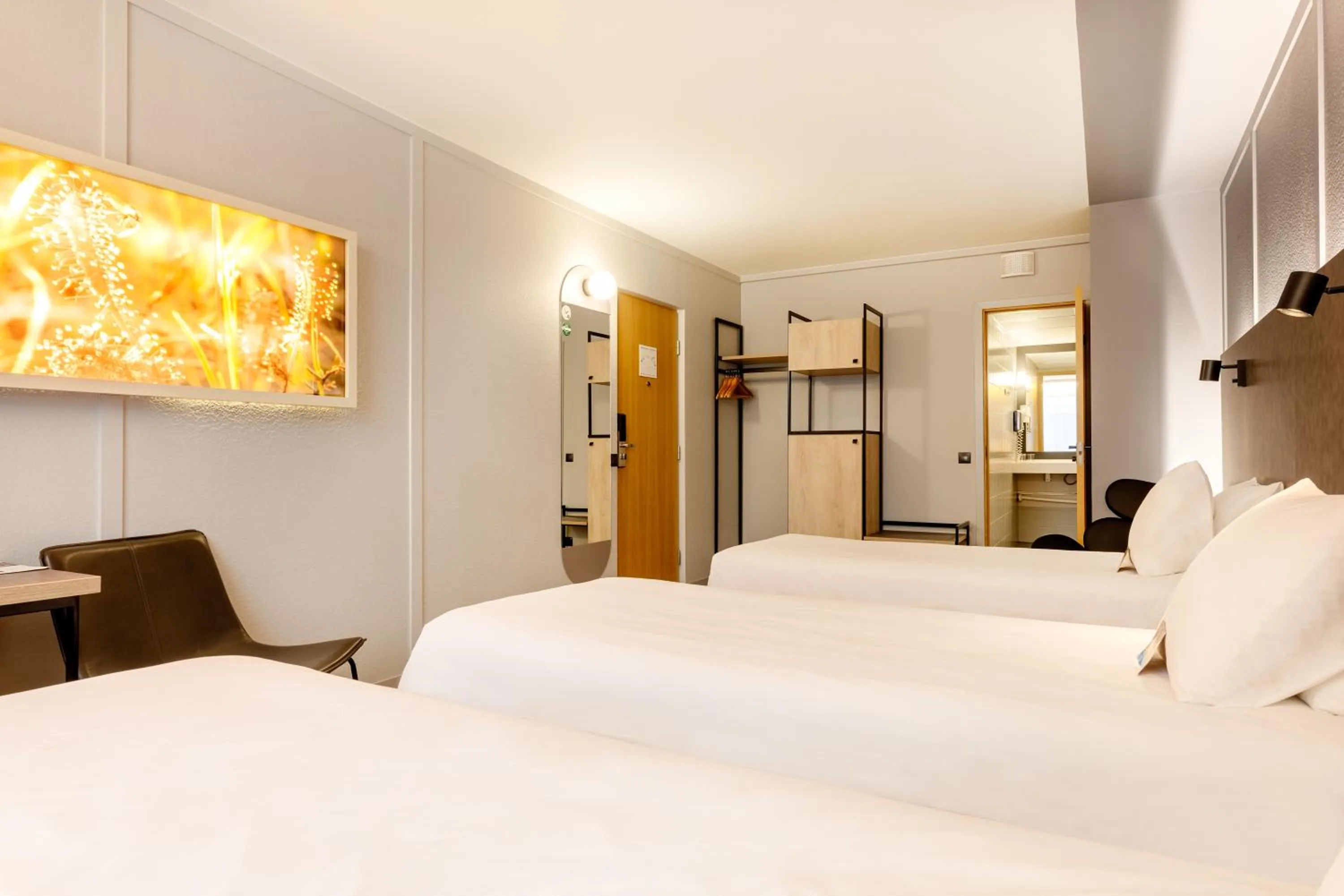 Bed in Metropol Hotel