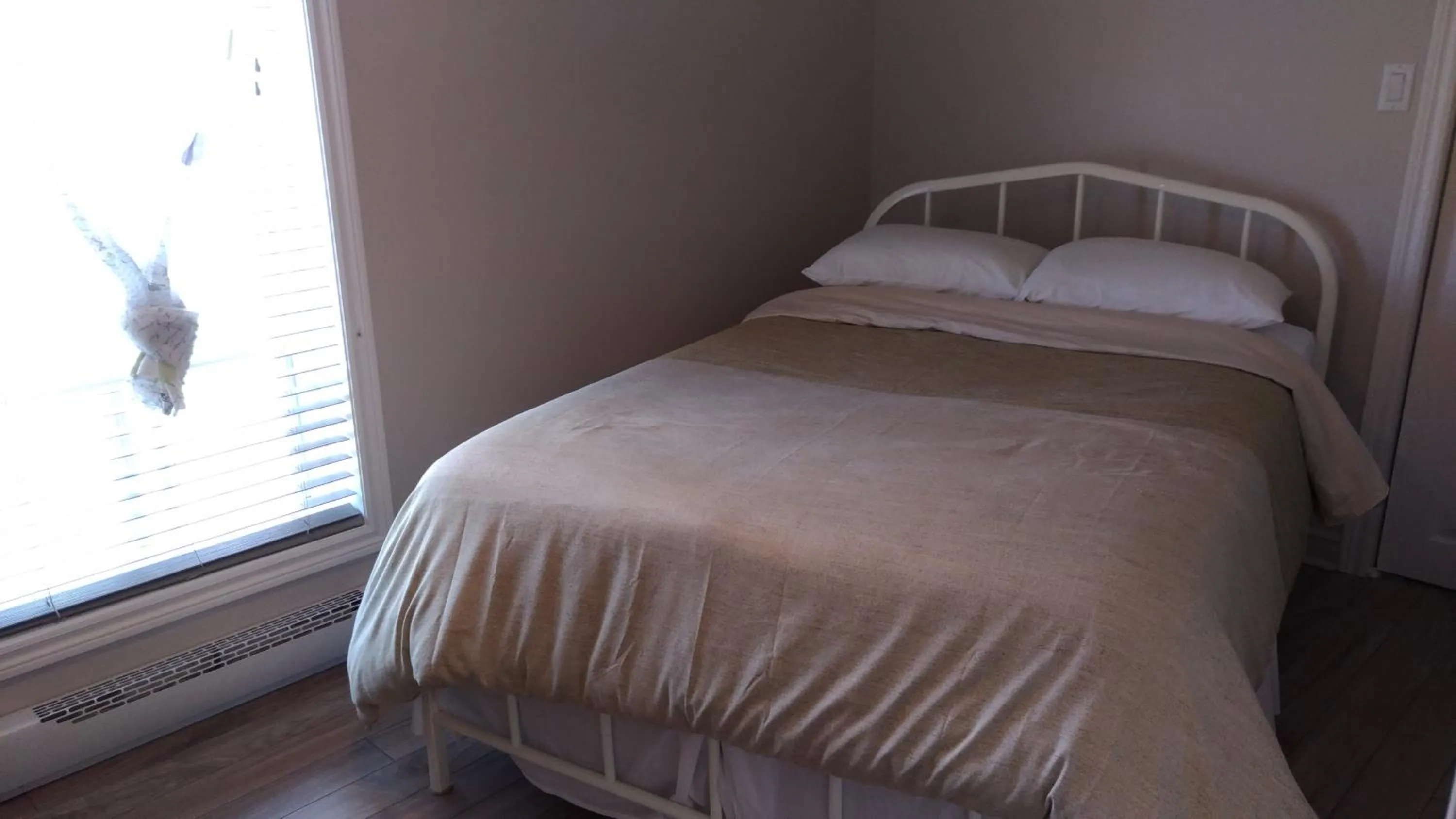 Bedroom, Bed in Les Appartements de La Bergeronnette