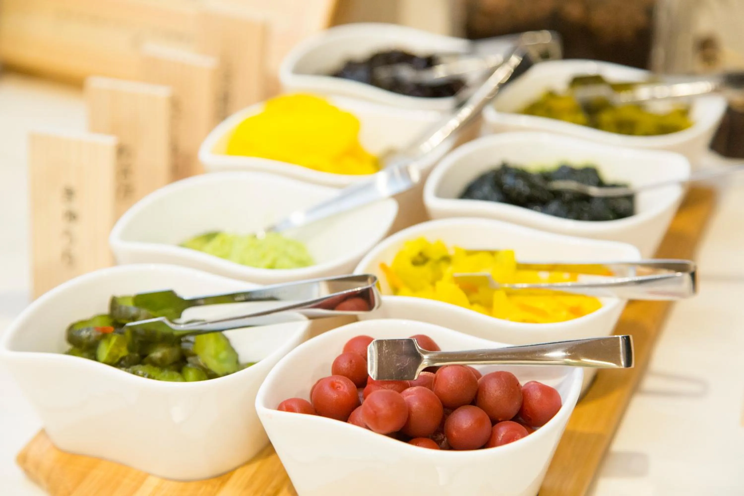 Buffet breakfast in Sanco Inn Iseshi-Ekimae Shikinoyu