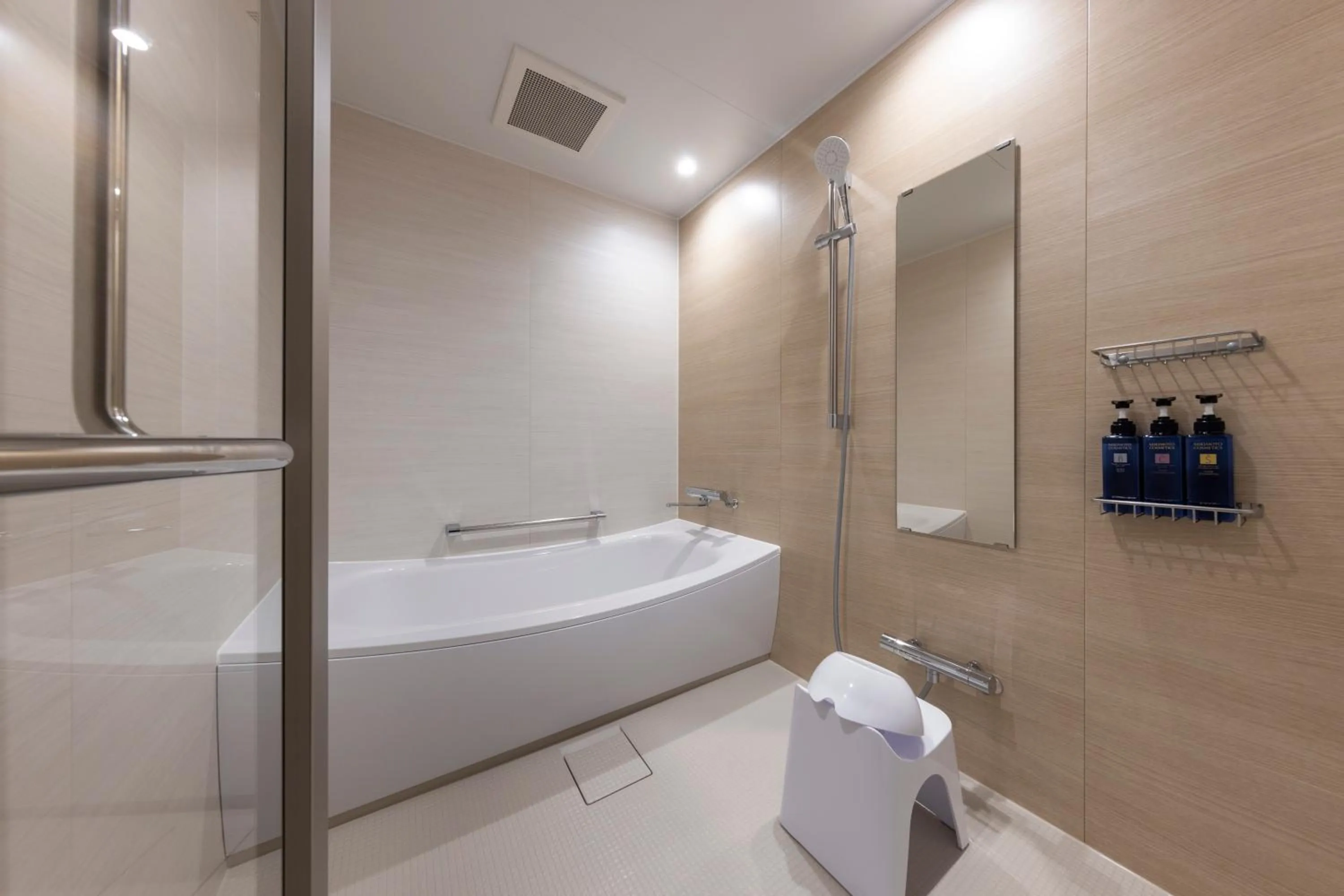 Photo of the whole room in Sanco Inn Iseshi-Ekimae Shikinoyu