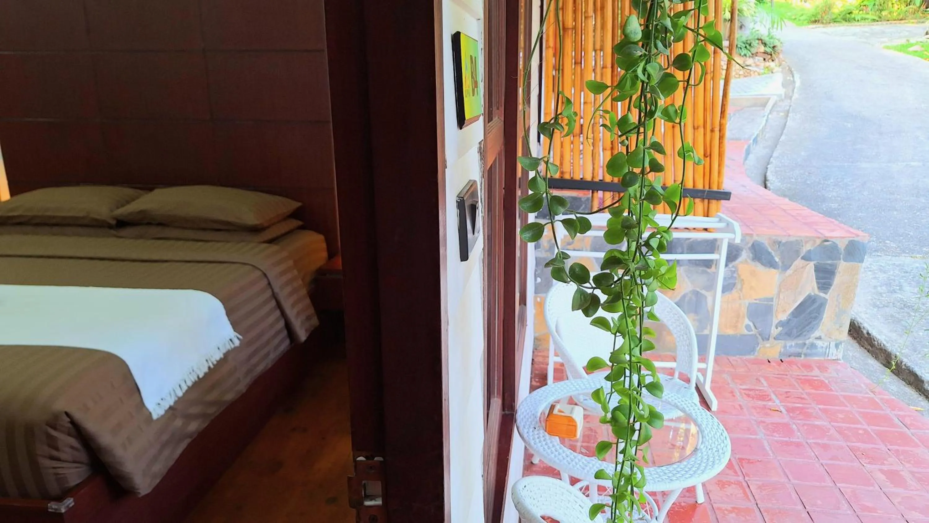 Balcony/Terrace, Bed in Alpha Gay Resort & Spa - Men Only