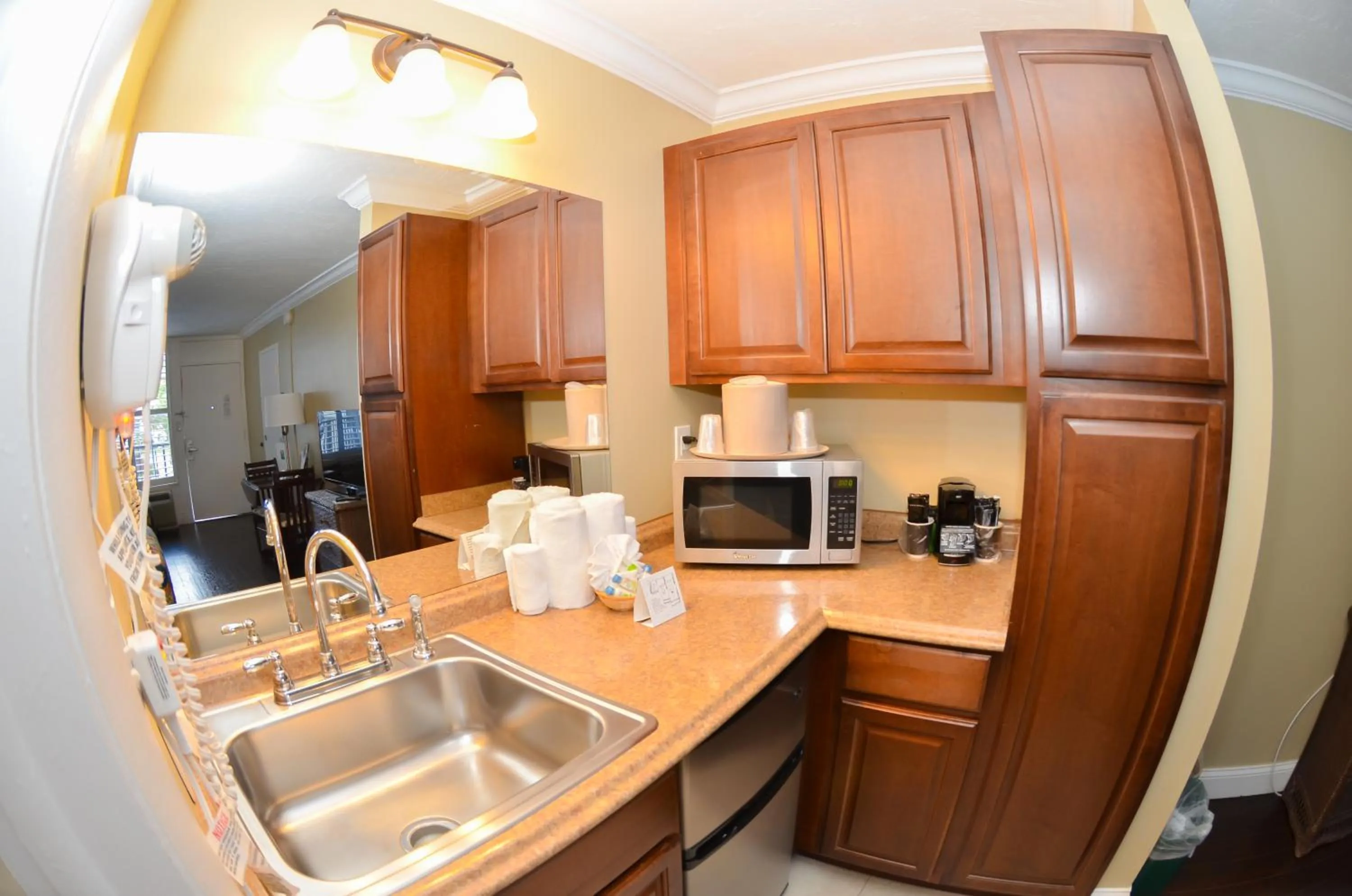 Kitchen or kitchenette in Gulfcoast Inn Naples