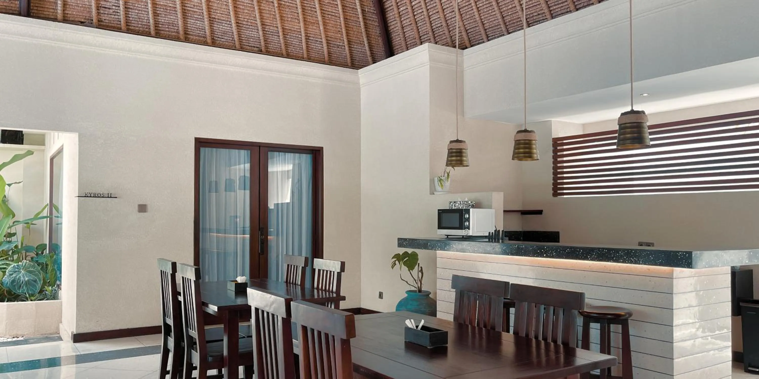 Dining area in Aruni Bali Jimbaran Boutique Villa