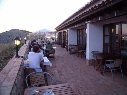 Restaurant/places to eat in Apartamentos Os Descobrimentos