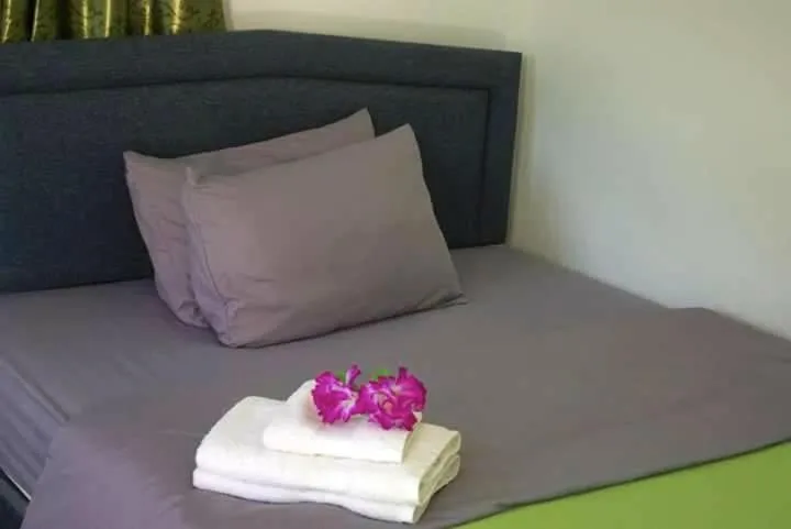 Bed in Areeya Resort