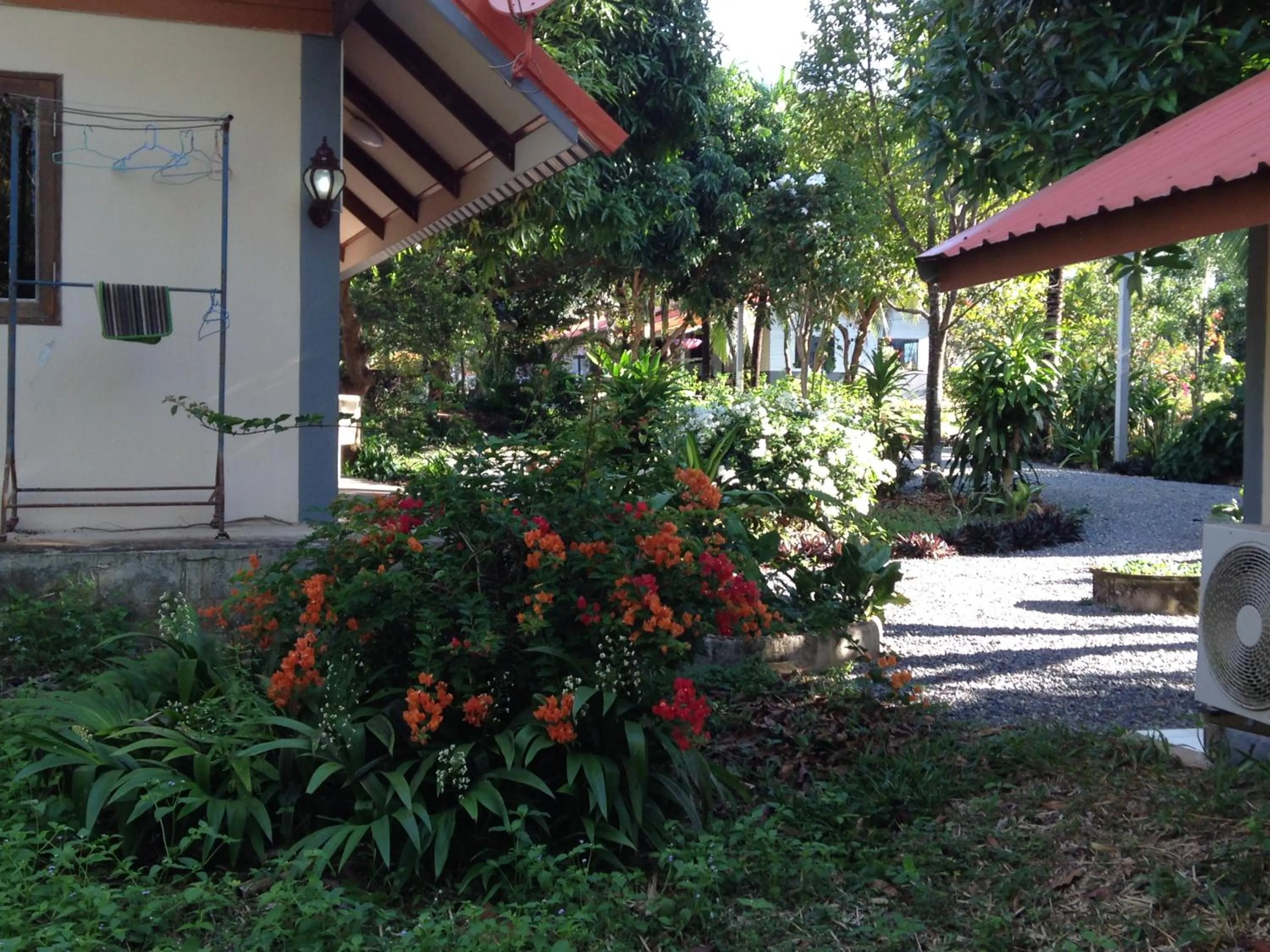 Garden in Areeya Resort
