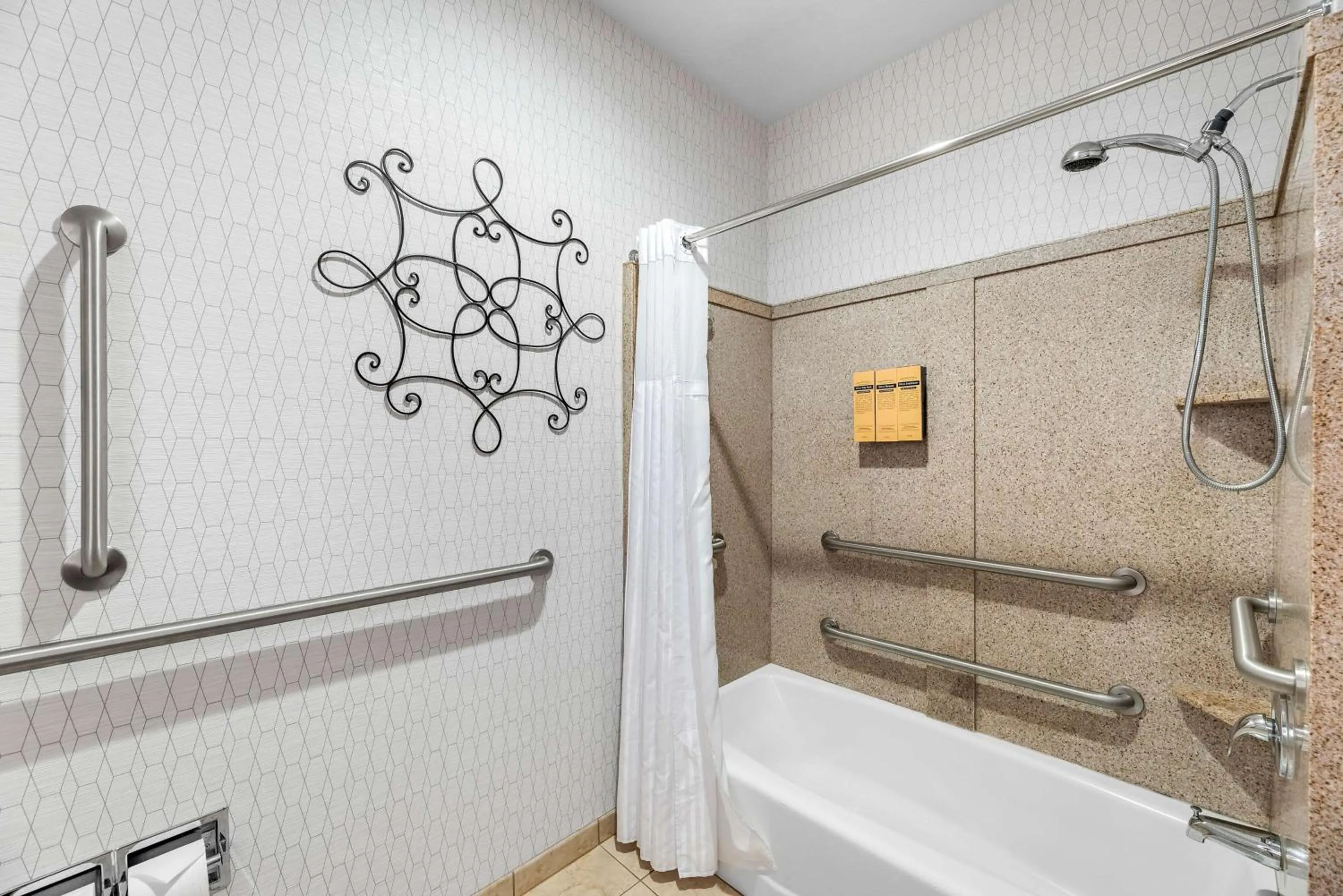 Bathroom in Best Western Plus Abbey Inn