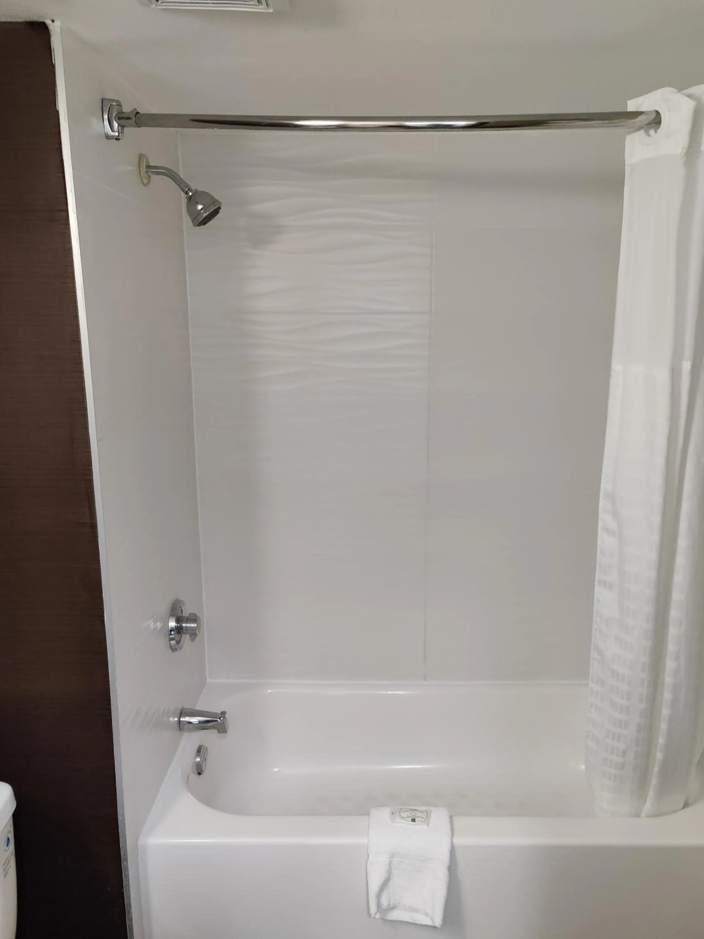 Bathroom in Quality Inn