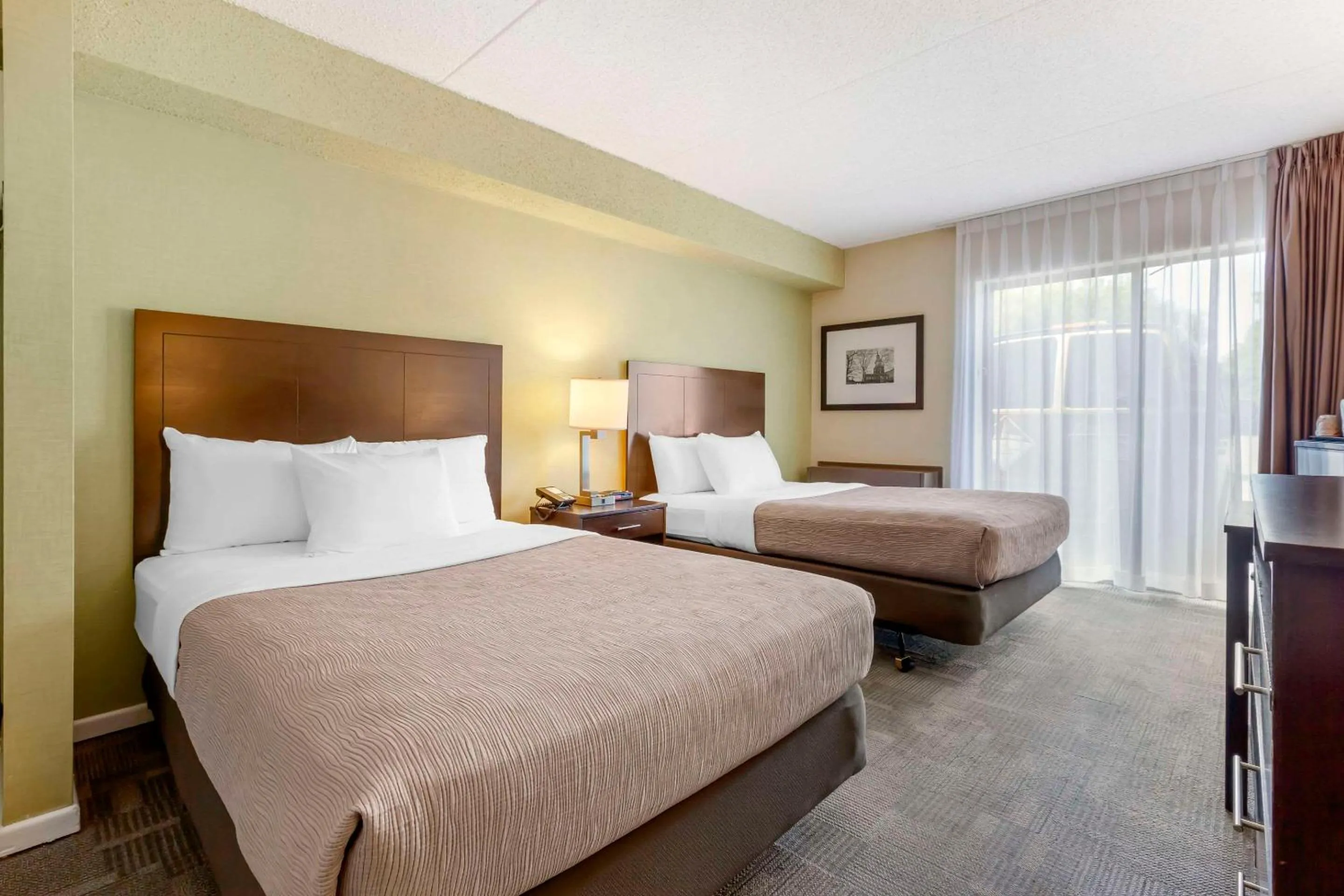 Bedroom, Bed in Quality Inn