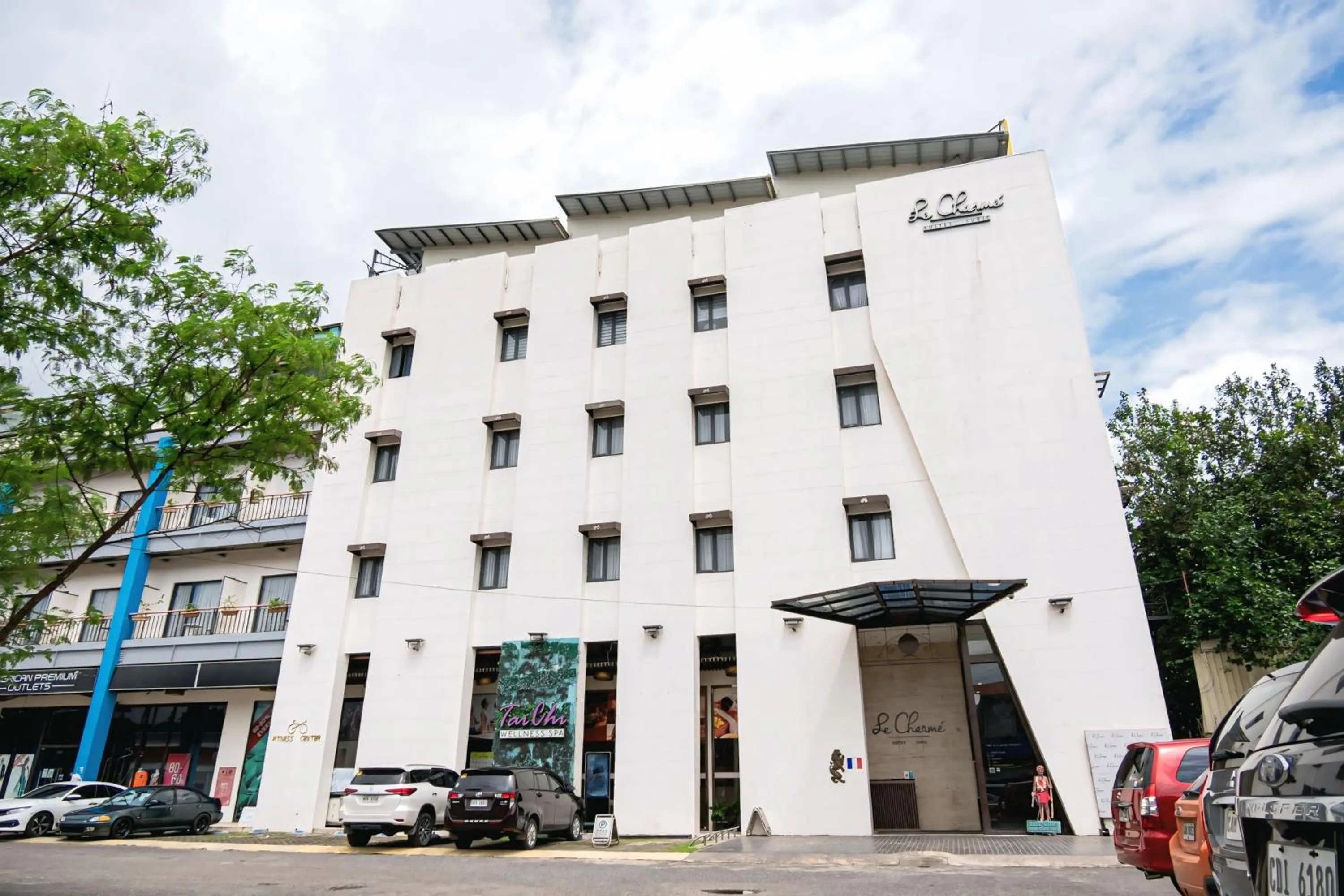 Property building in Le Charmé Suites - Subic