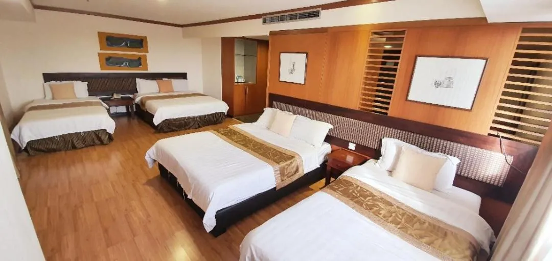 Bed in Kemena Plaza Hotel