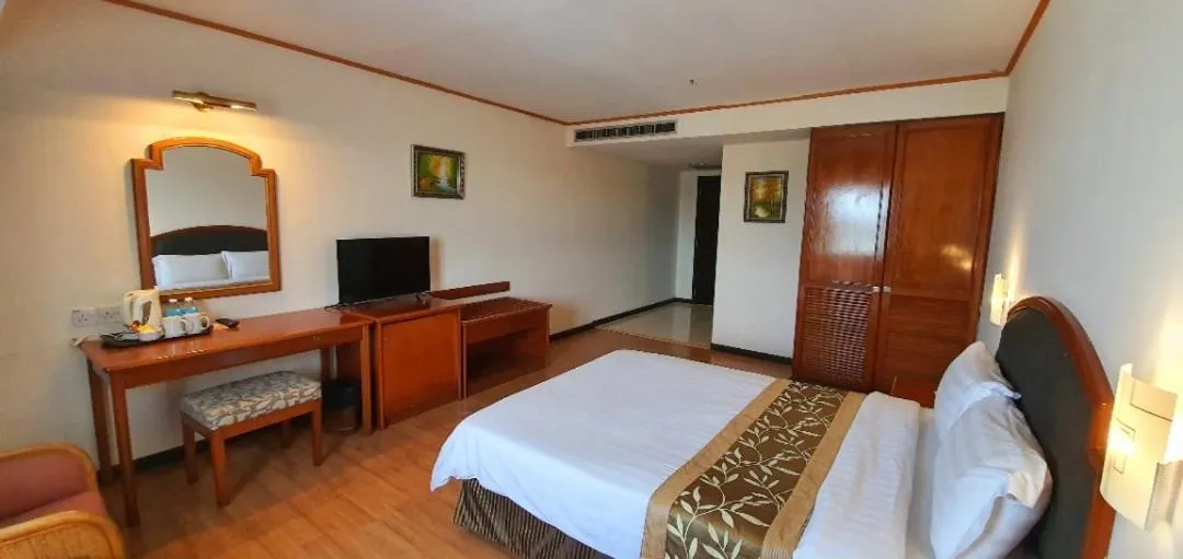 Bed in Kemena Plaza Hotel