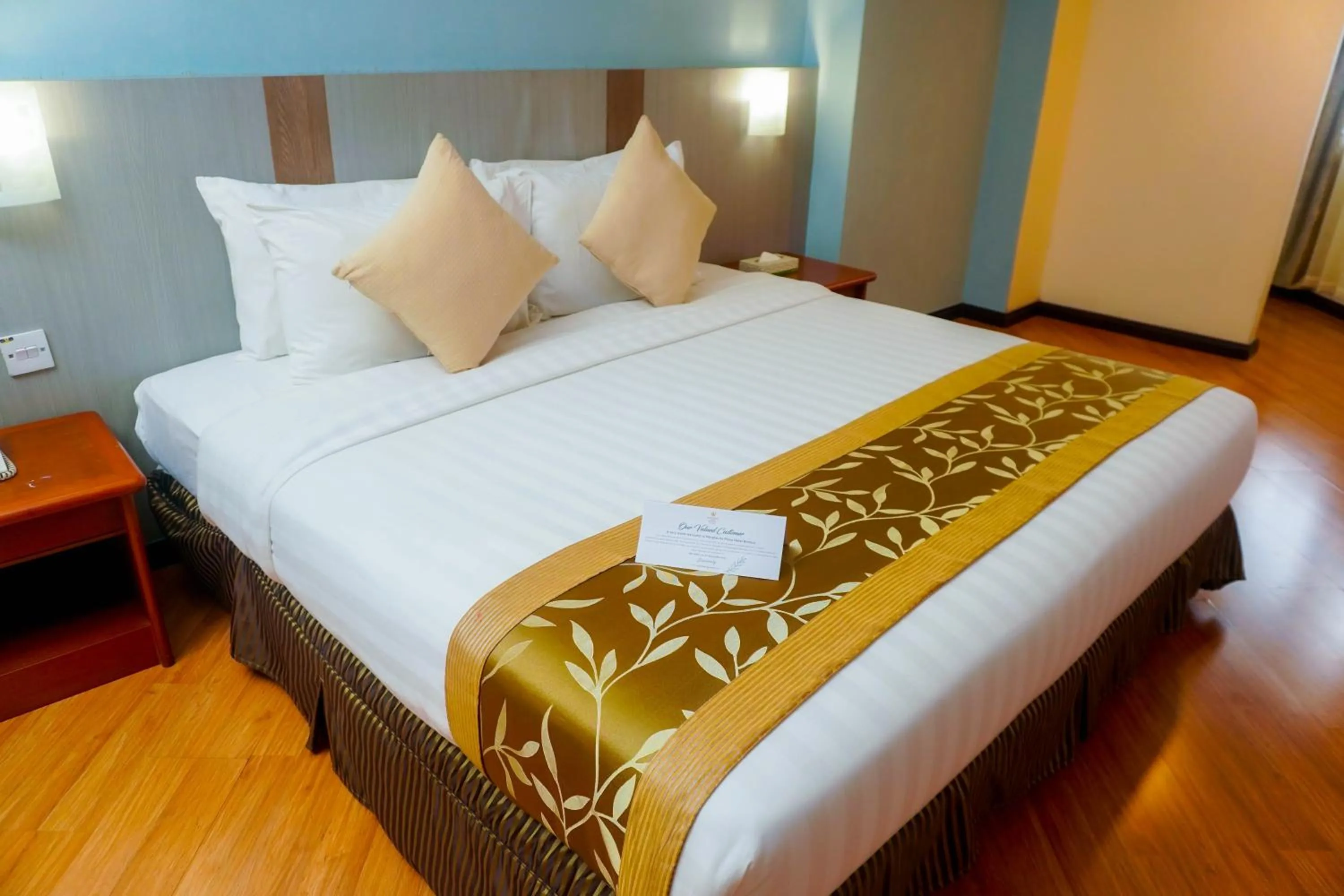 Bed in Kemena Plaza Hotel