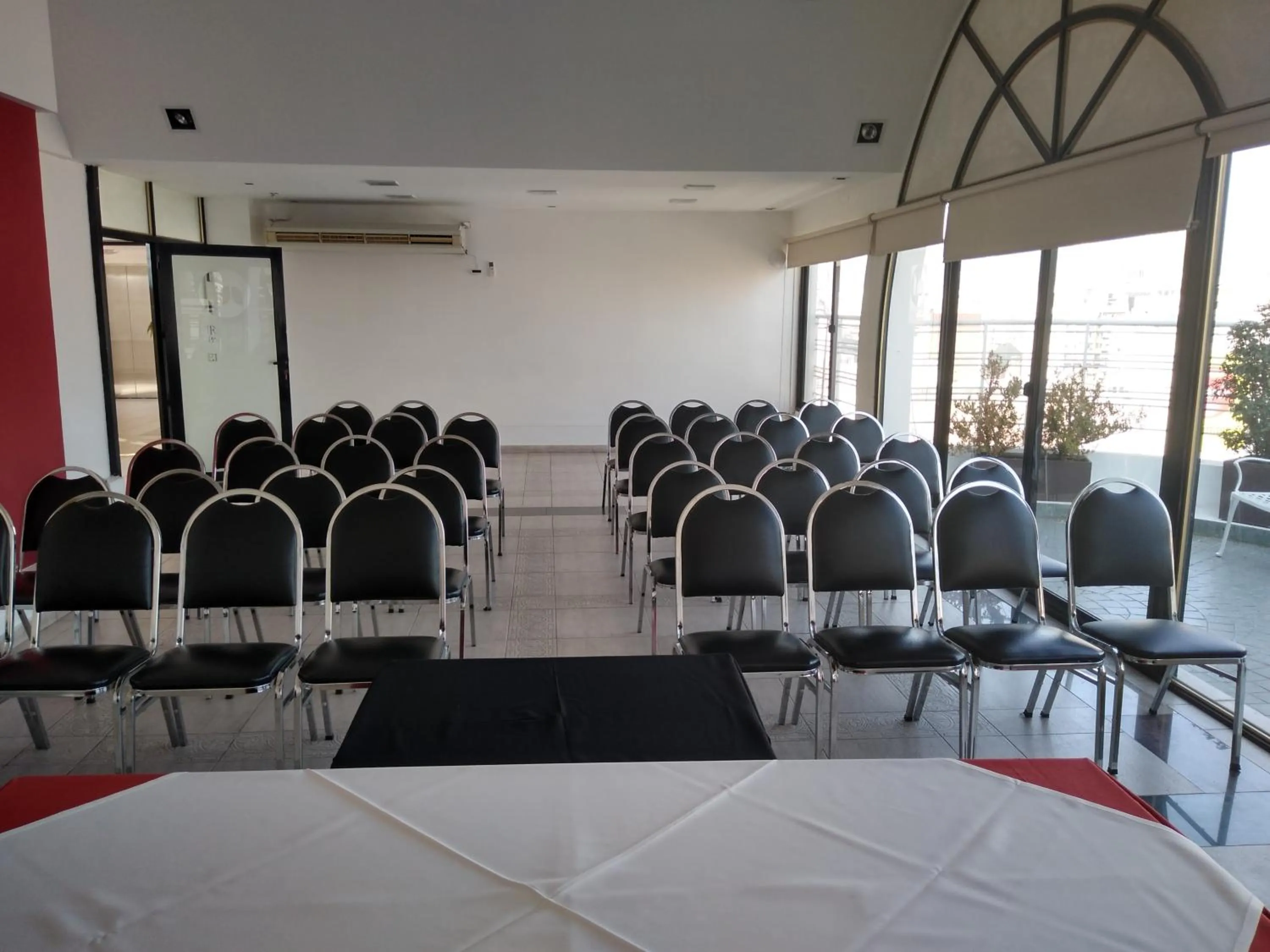 Urquiza Apart Hotel & Suites