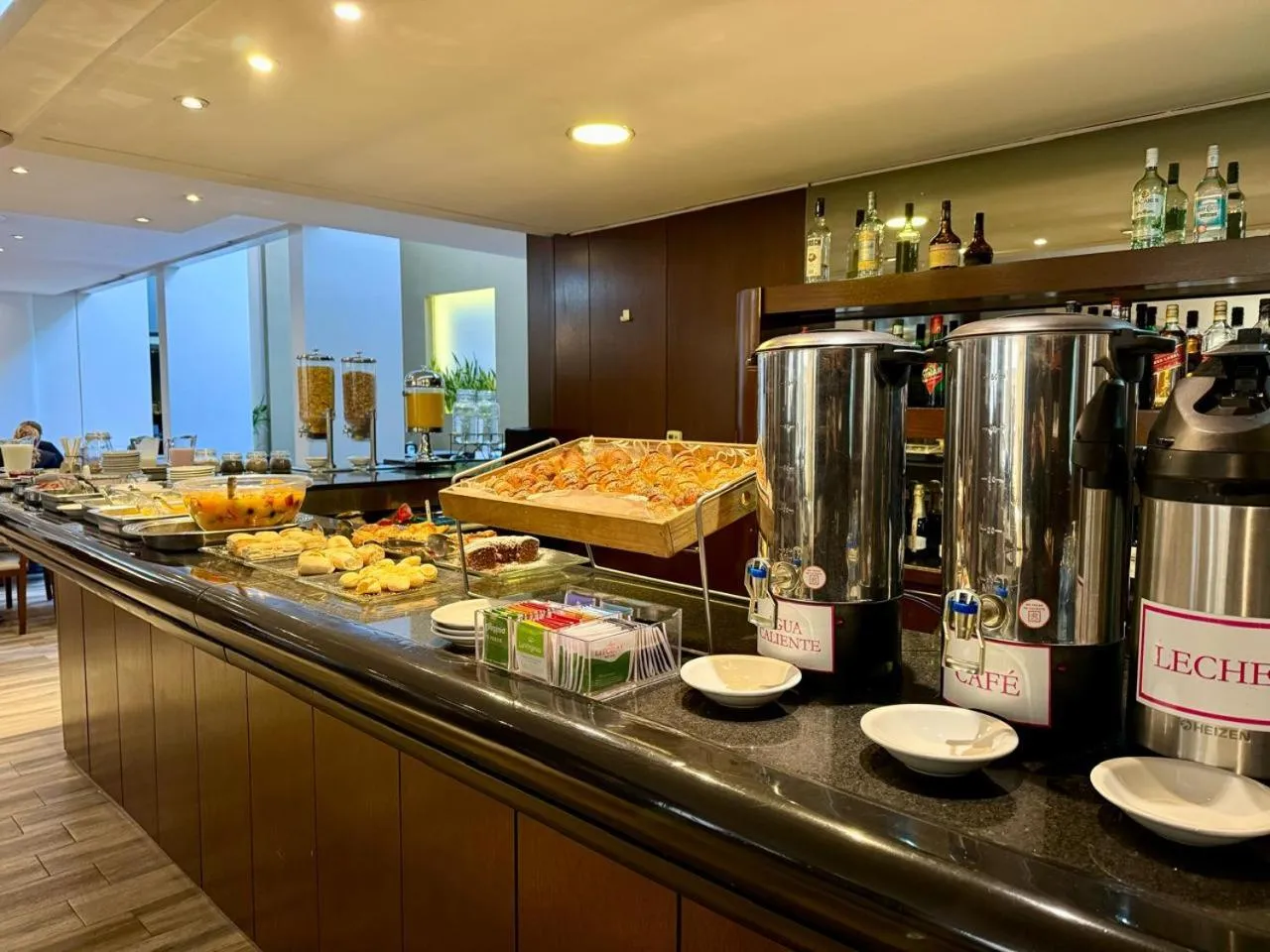 Breakfast in Urquiza Apart Hotel & Suites