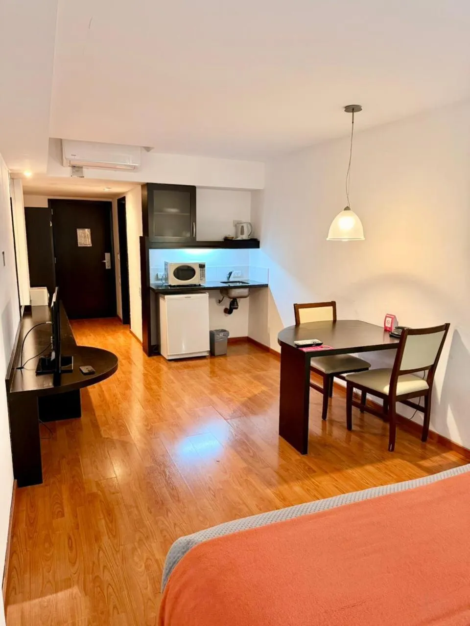 Urquiza Apart Hotel & Suites