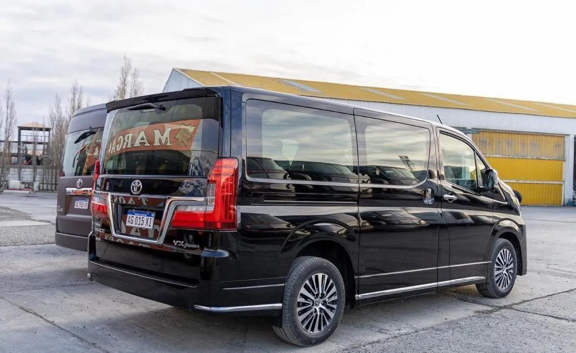 shuttle in Hotel Picos Del Sur