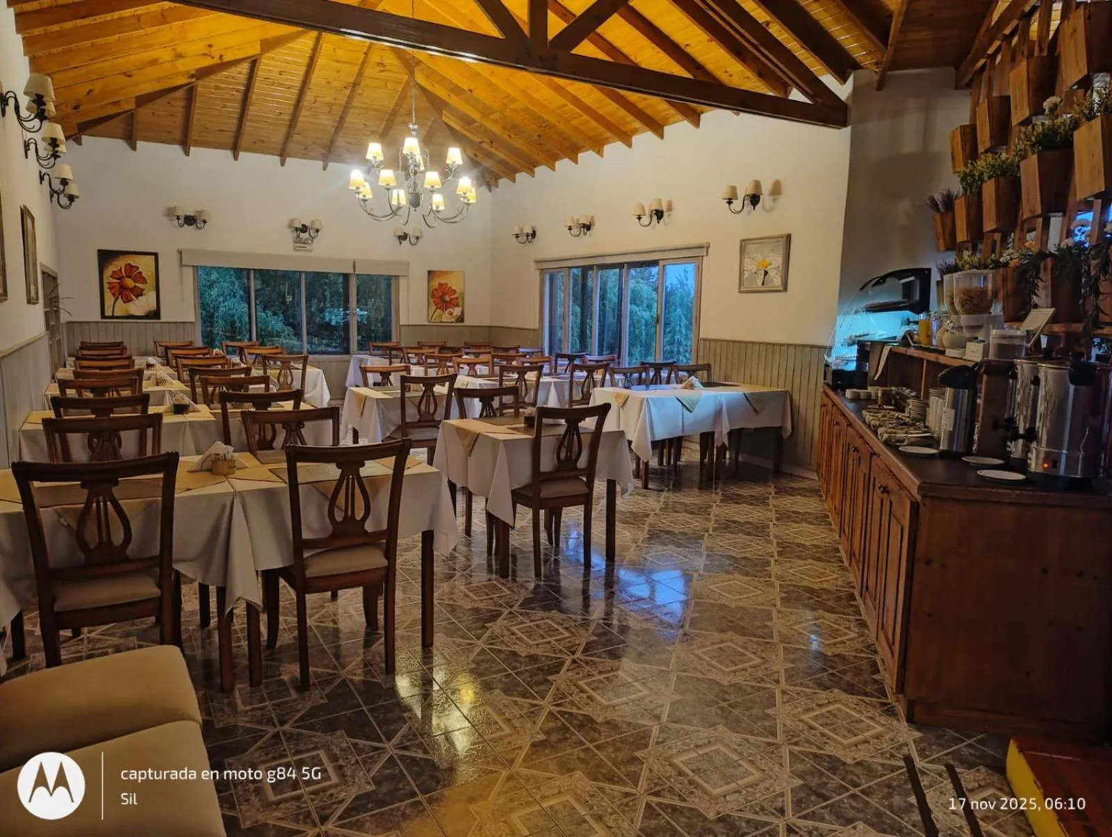 Restaurant/places to eat in Hotel Picos Del Sur