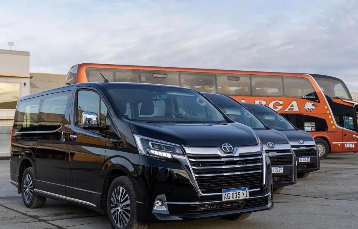 shuttle in Hotel Picos Del Sur