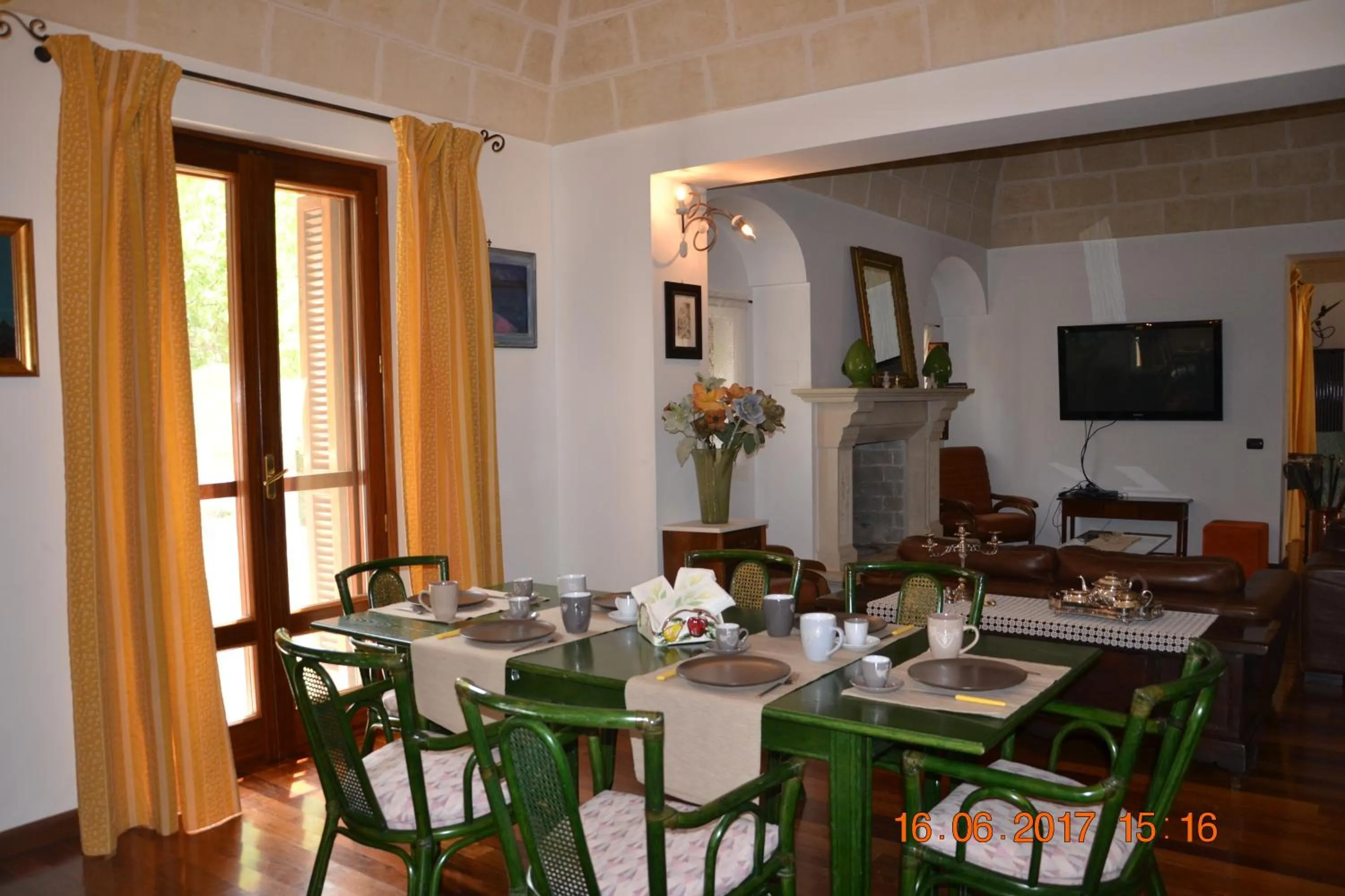 Italian breakfast in Masseria Fragnale