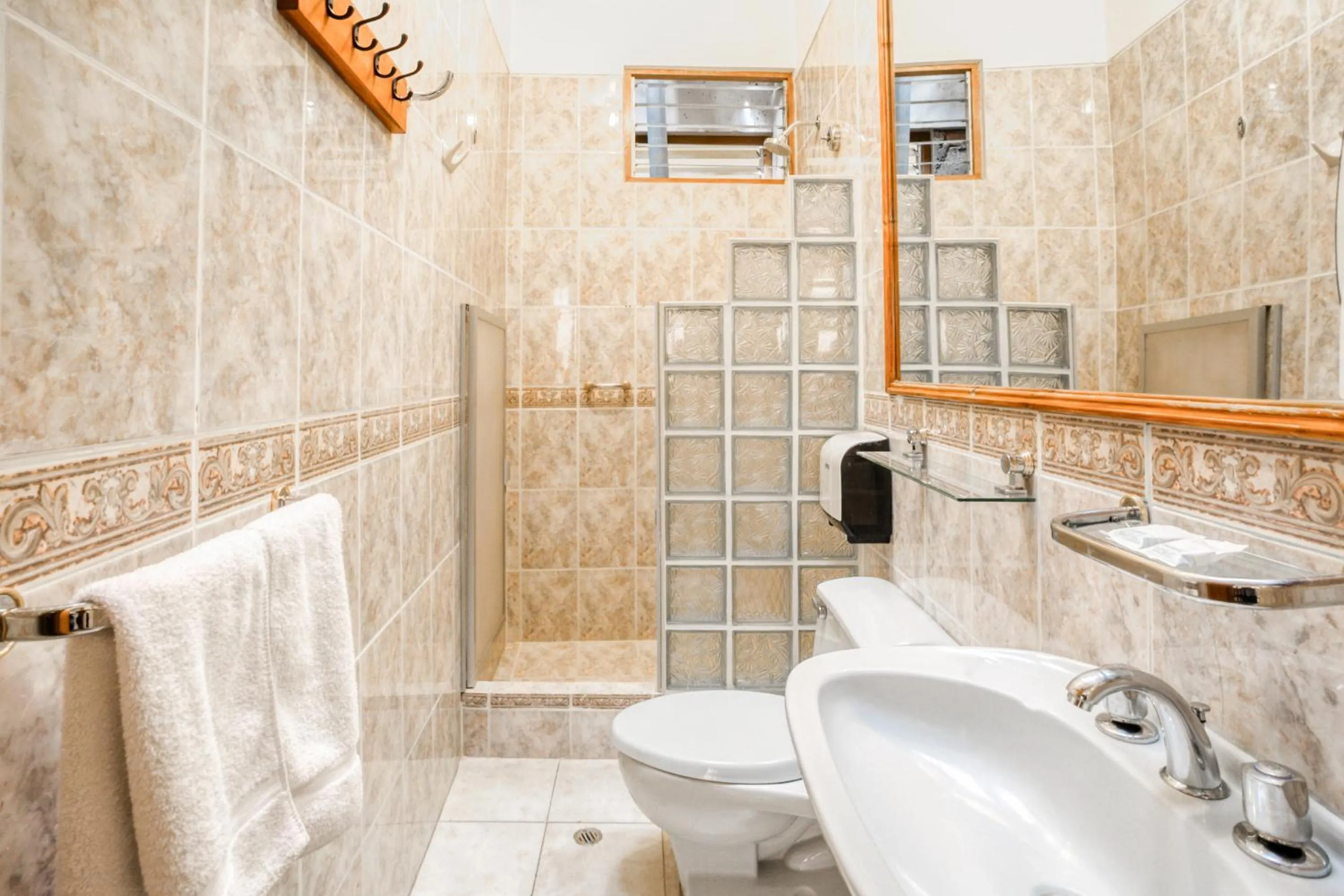 Bathroom in Selina Plaza De Armas Cusco