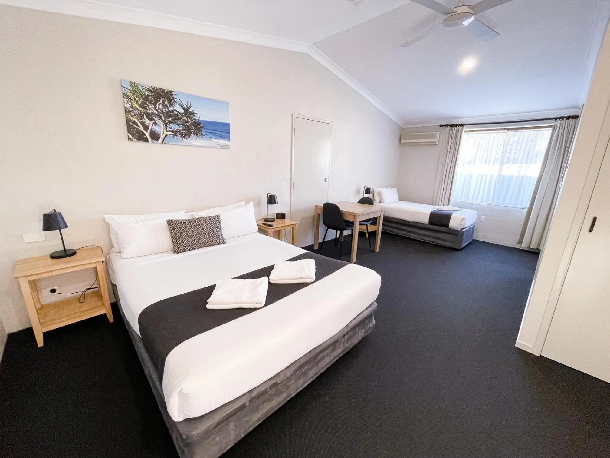 Bed in Costa Rica Motel