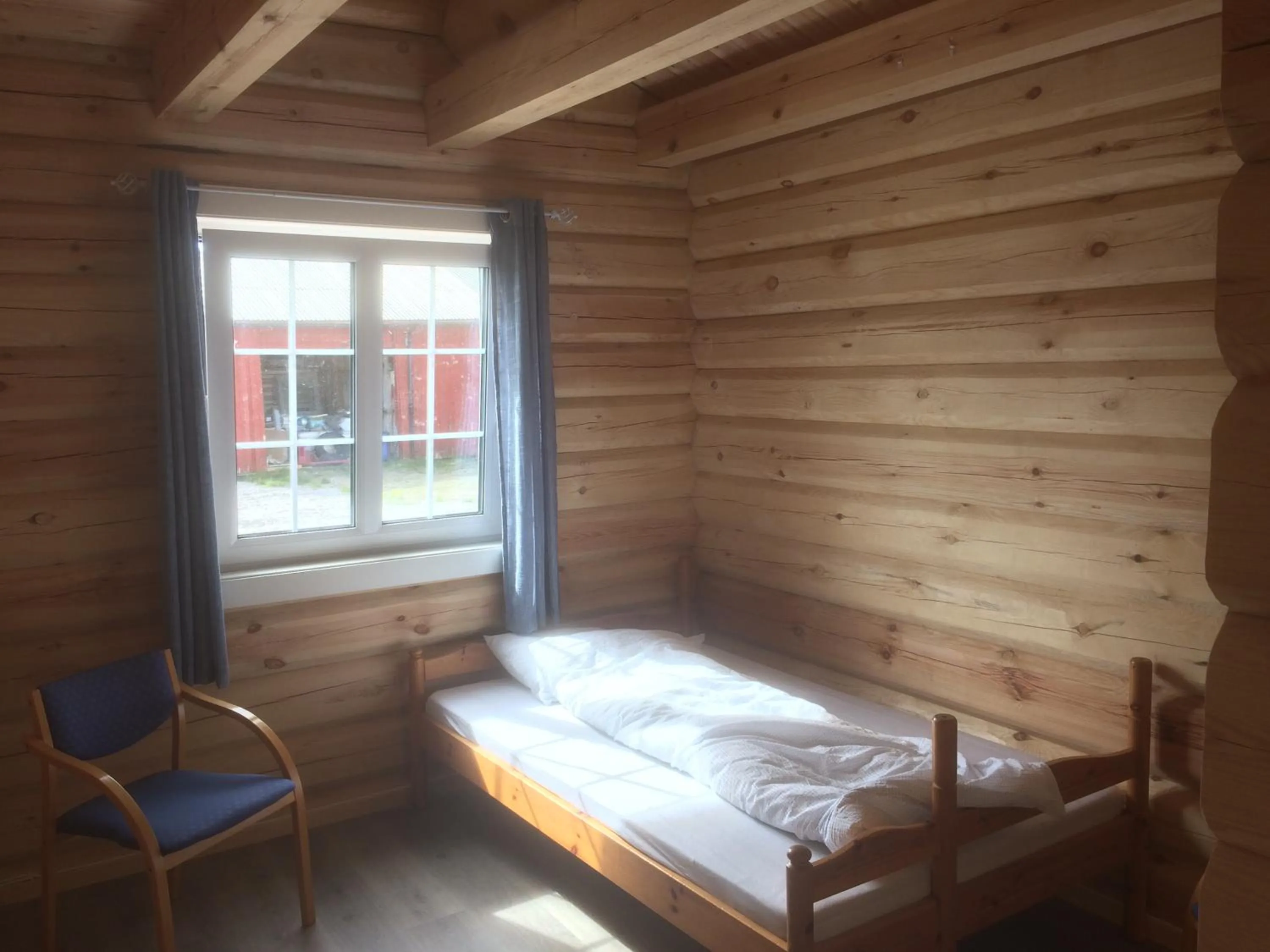 Photo of the whole room, Bed in Grana Bryggeri