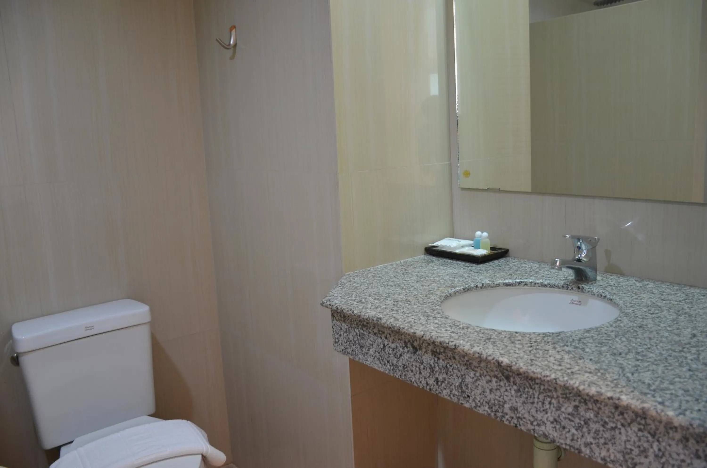 Toilet in Baan Manthana Hotel, Hua Hin