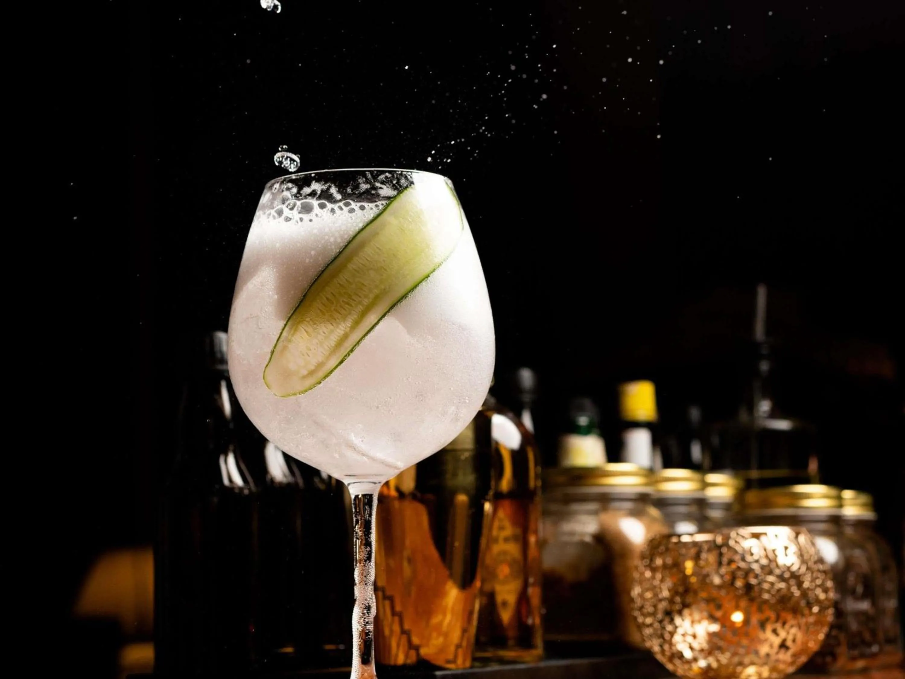 Lounge or bar in Sofitel Phnom Penh Phokeethra