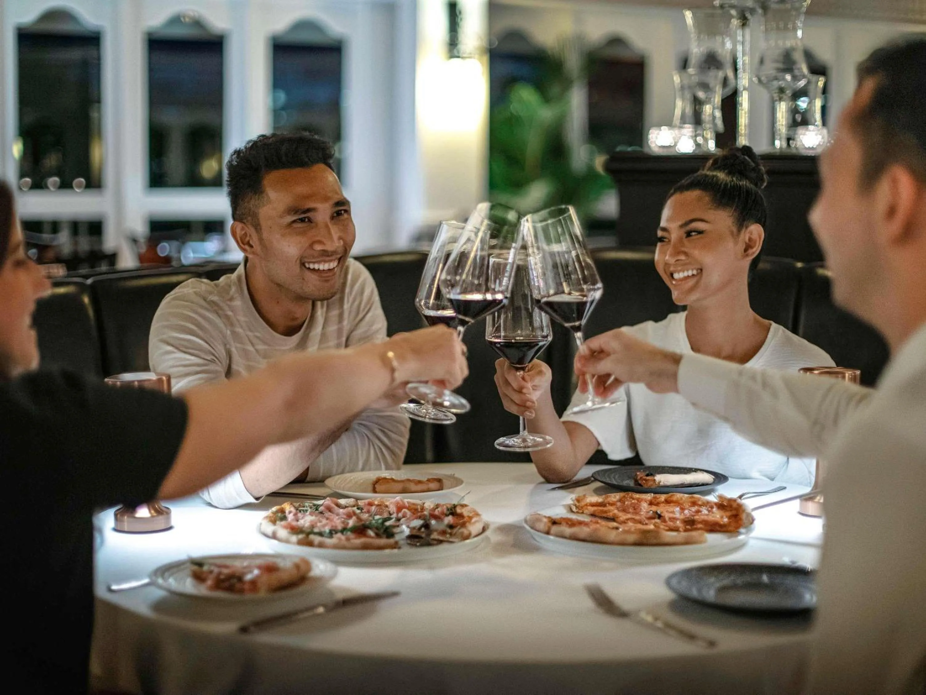 Restaurant/places to eat in Sofitel Phnom Penh Phokeethra