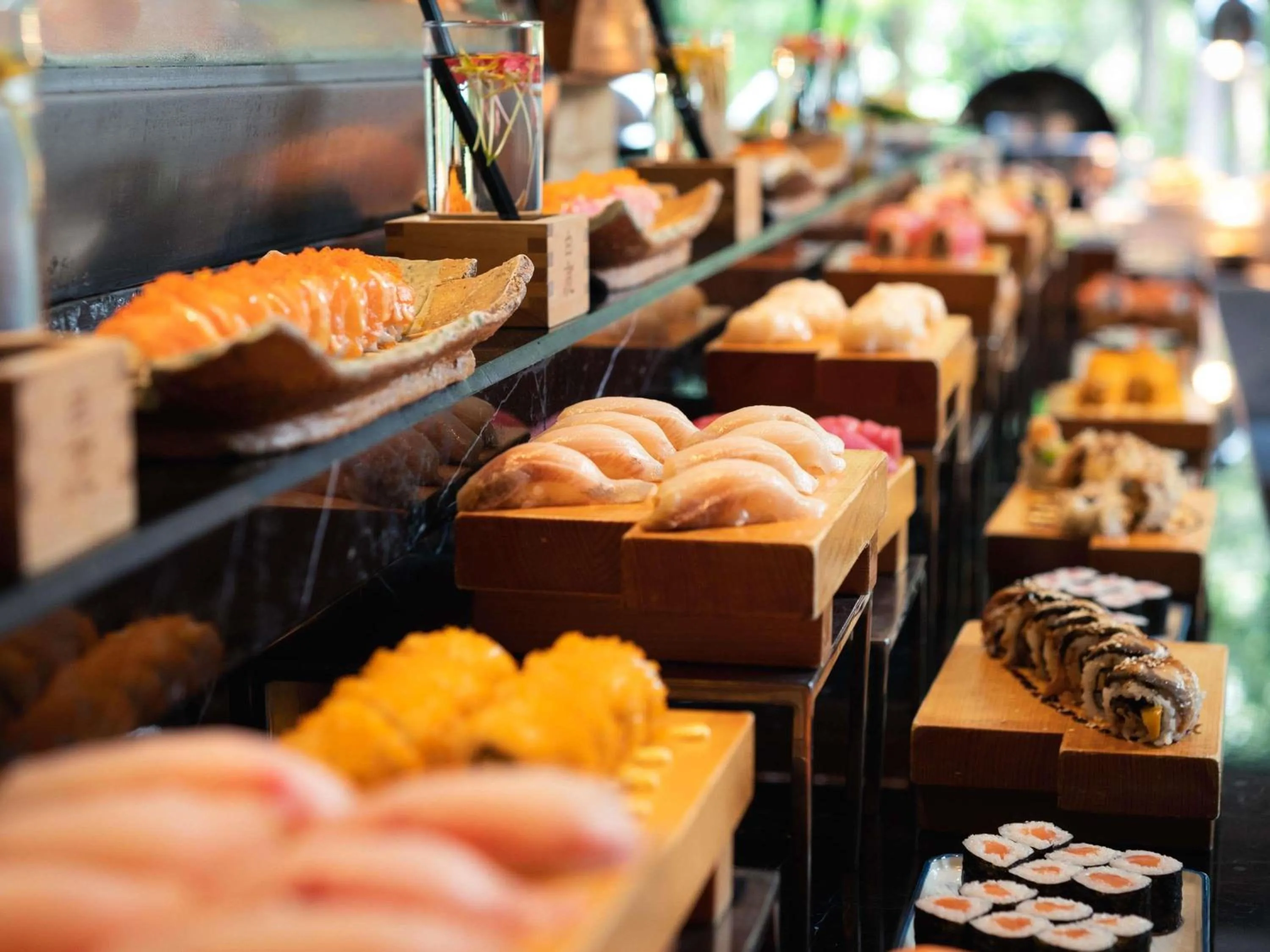 Restaurant/places to eat in Sofitel Phnom Penh Phokeethra