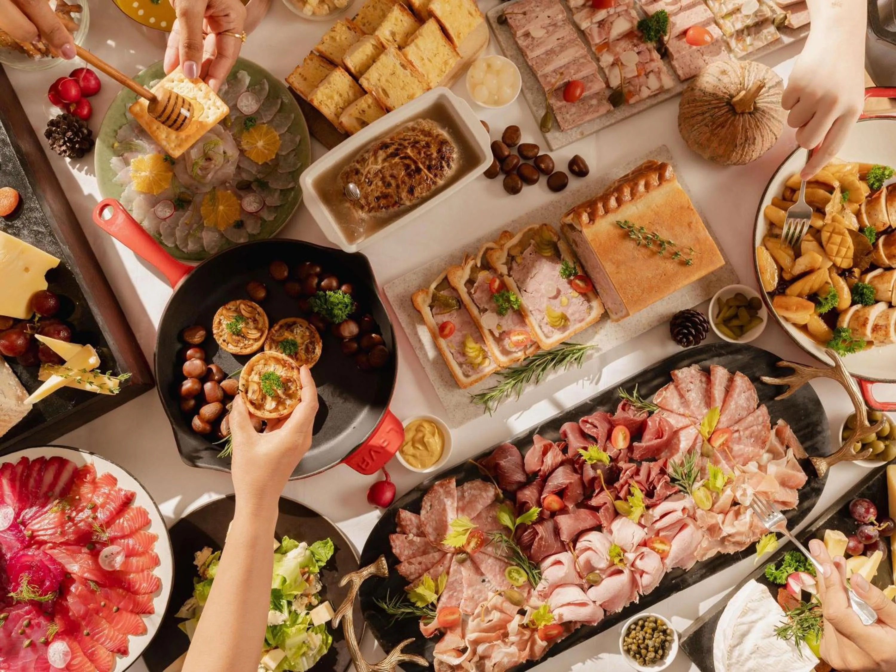 Restaurant/places to eat in Sofitel Phnom Penh Phokeethra