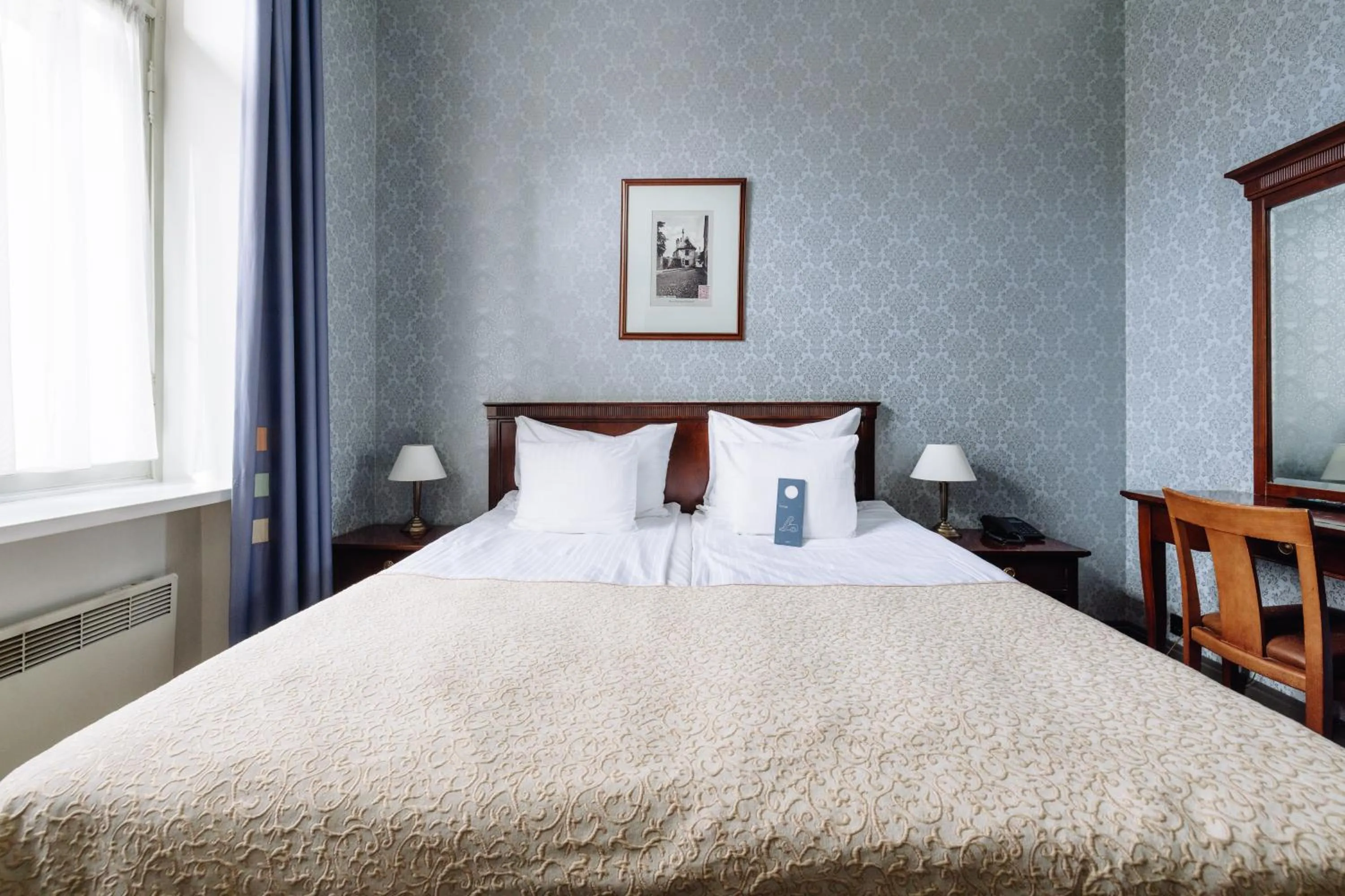 Bed in Hestia Hotel Barons Old Town